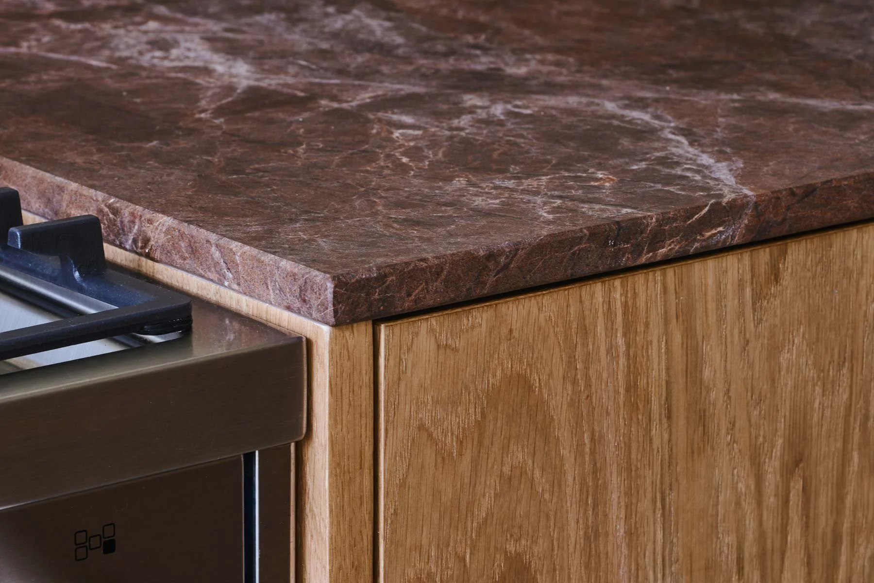14Kitchen-cat62338.jpg
