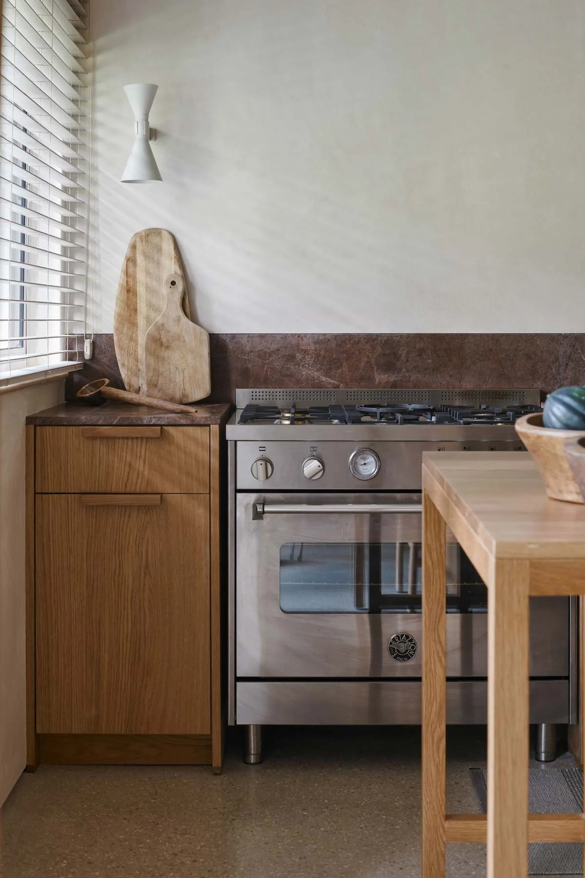 8Kitchen-cat62313.jpg