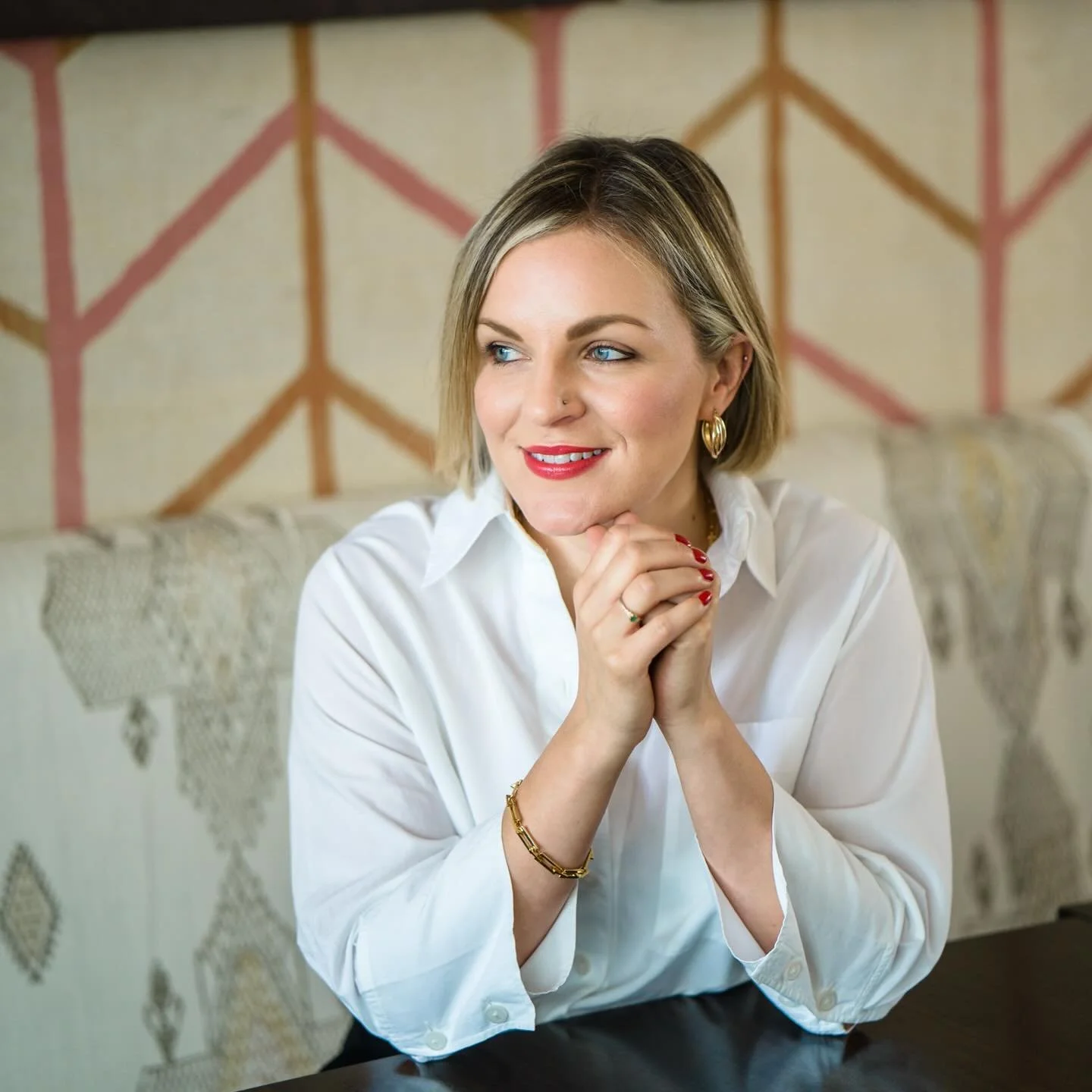 Coaching &amp; Energy Sessions Now In-Person in Alton, Hampshire

(For leaders, business owners, and anyone at a career crossroads)

Hi, I&rsquo;m Carly 👋

I help people make work and life feel lighter, clearer, and more aligned. I blend career and 