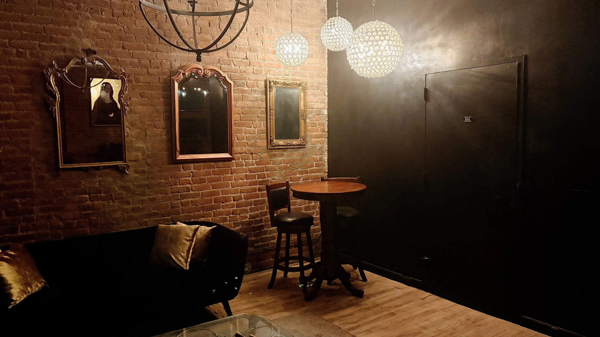***LOFT39 third floor speakeasy front parlour.JPG