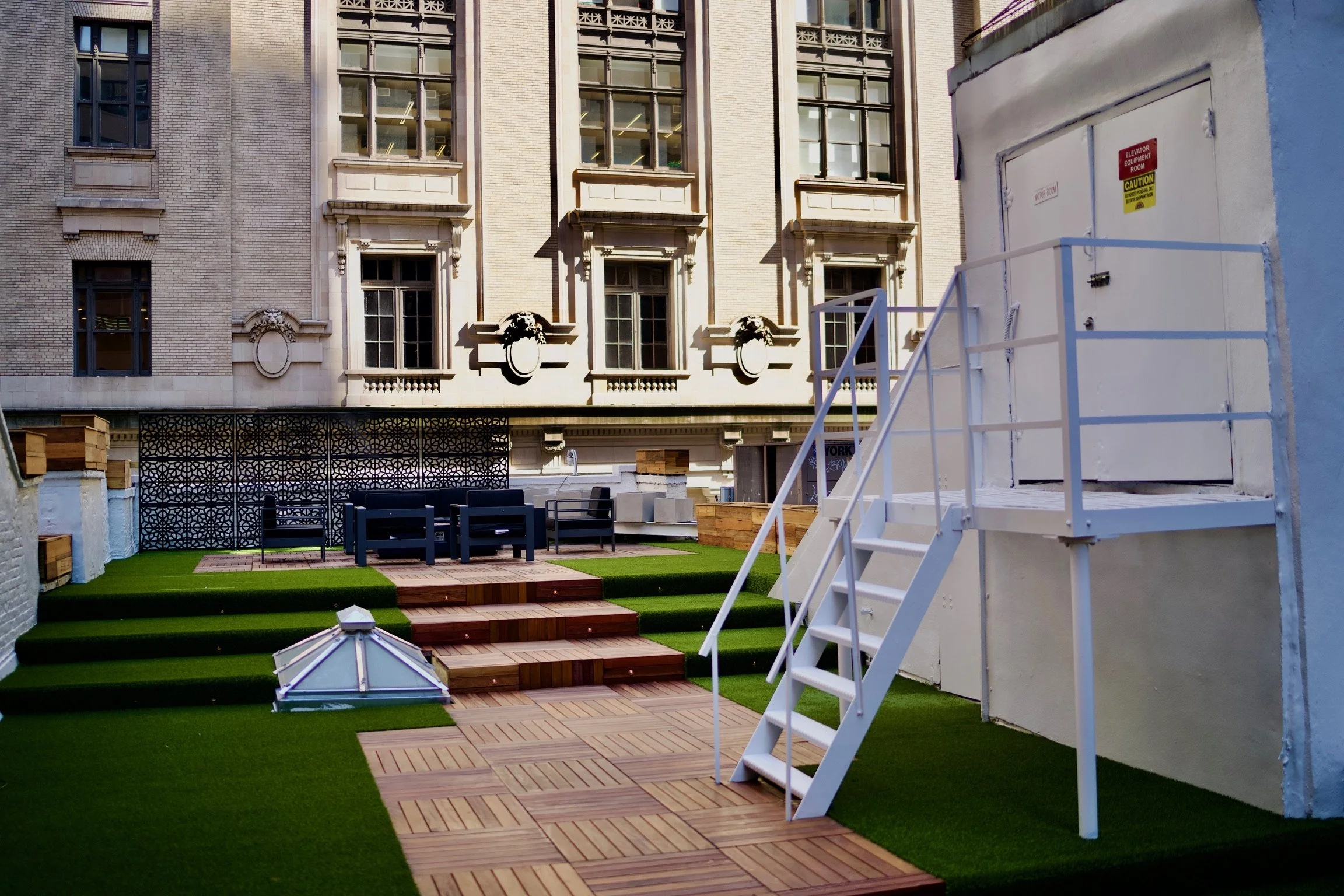 loft39 sixth floor rooftop event space.jpeg