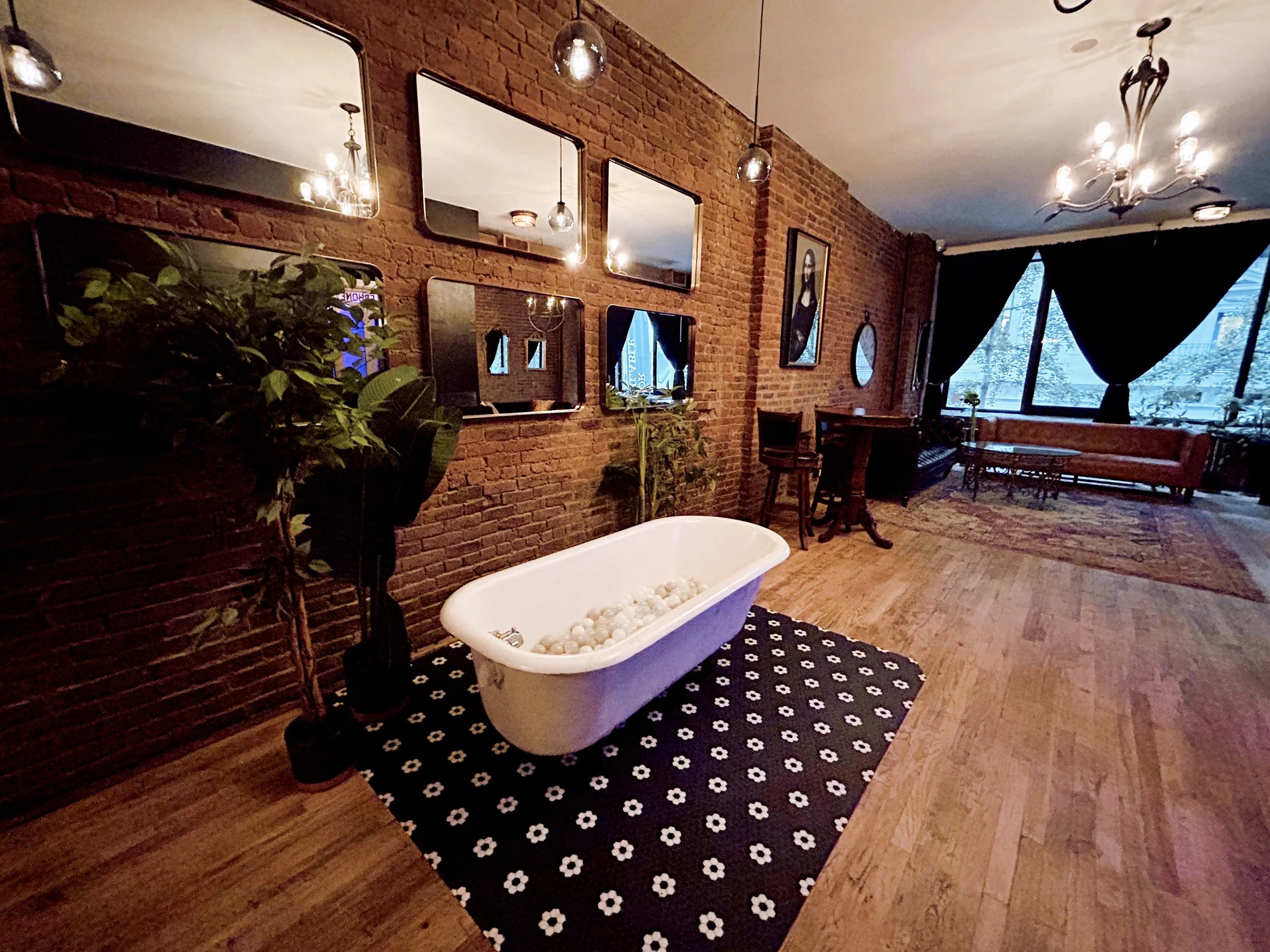 ***LOFT39 third floor speakeasy main parlour.JPG