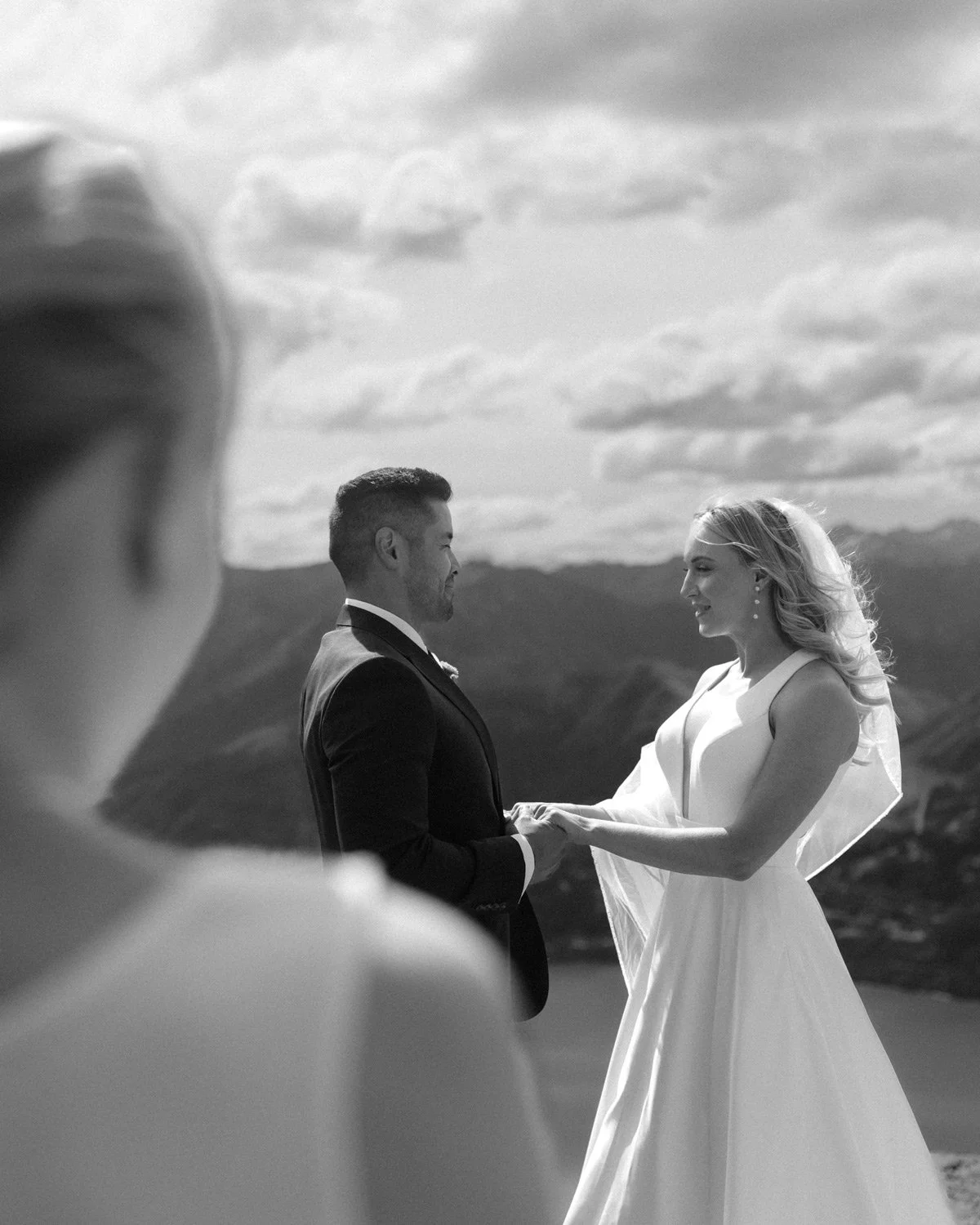 helicopter-wedding-queenstown-nz.jpg