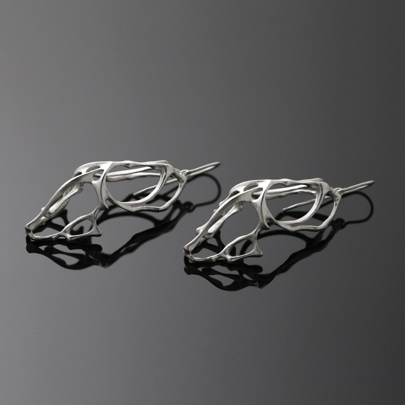 LACE SKULL/ earrings