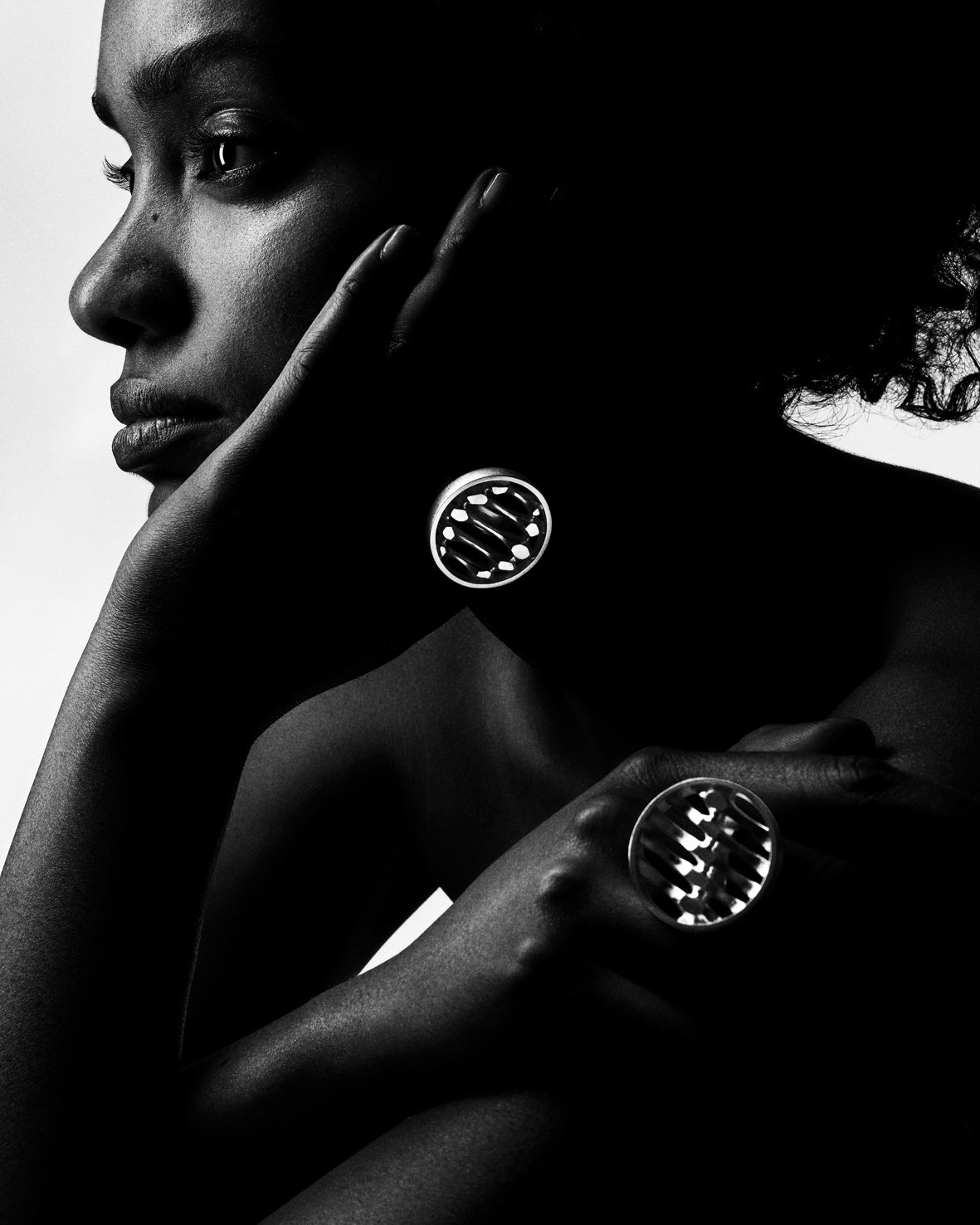 UOMA Round/ ring