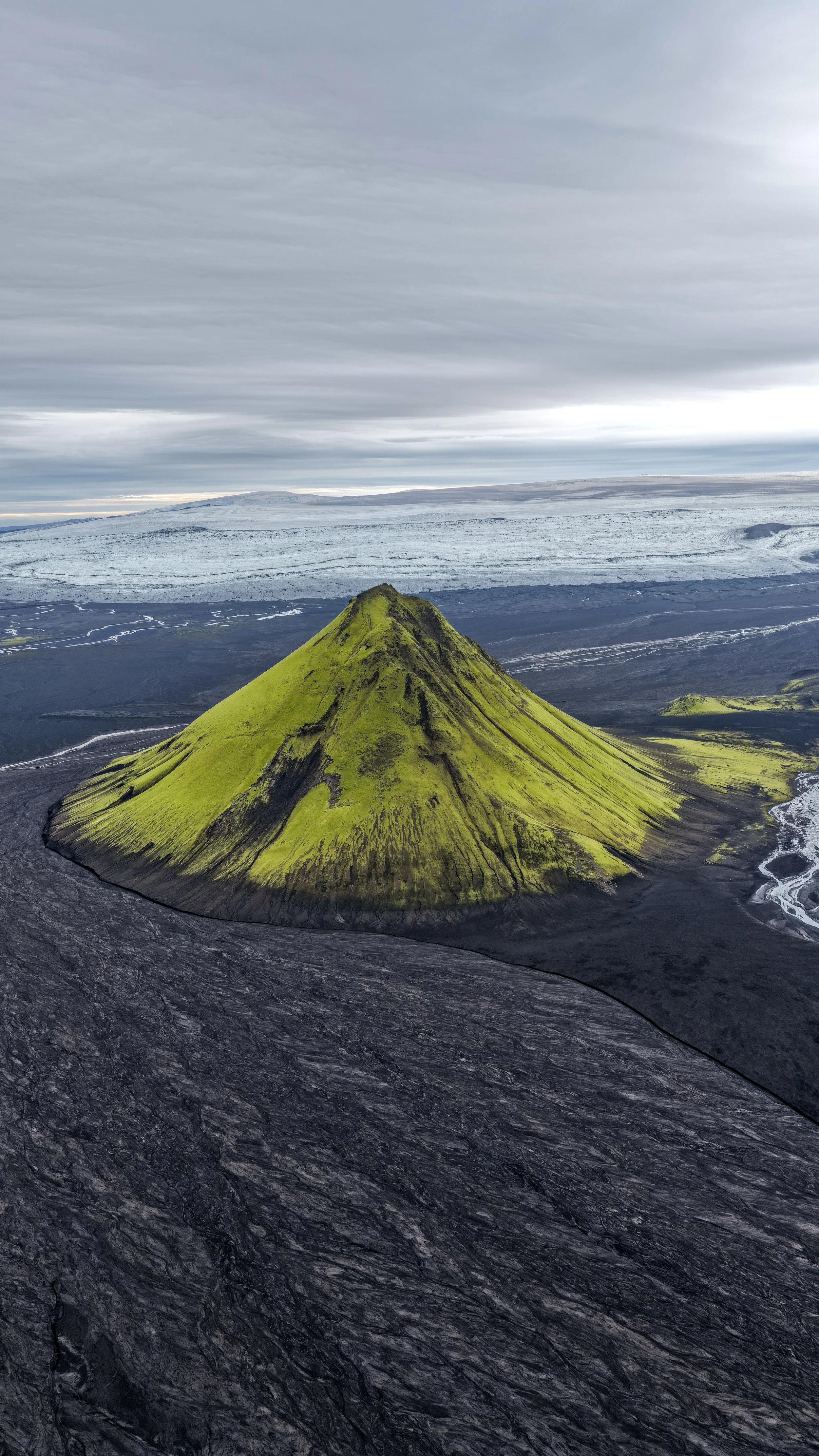 Maelifell and Myrdalsjokull Portrait.jpg