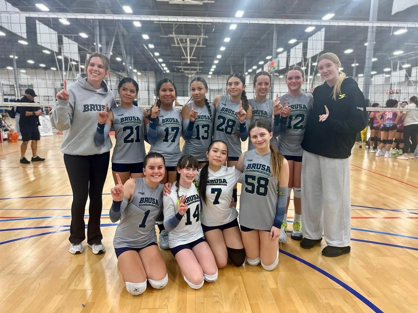 💫 13 Courtney 💫

What a great first day of play 13 Courtney as they go 3-0 in their pool 💪
Keep it going girls!