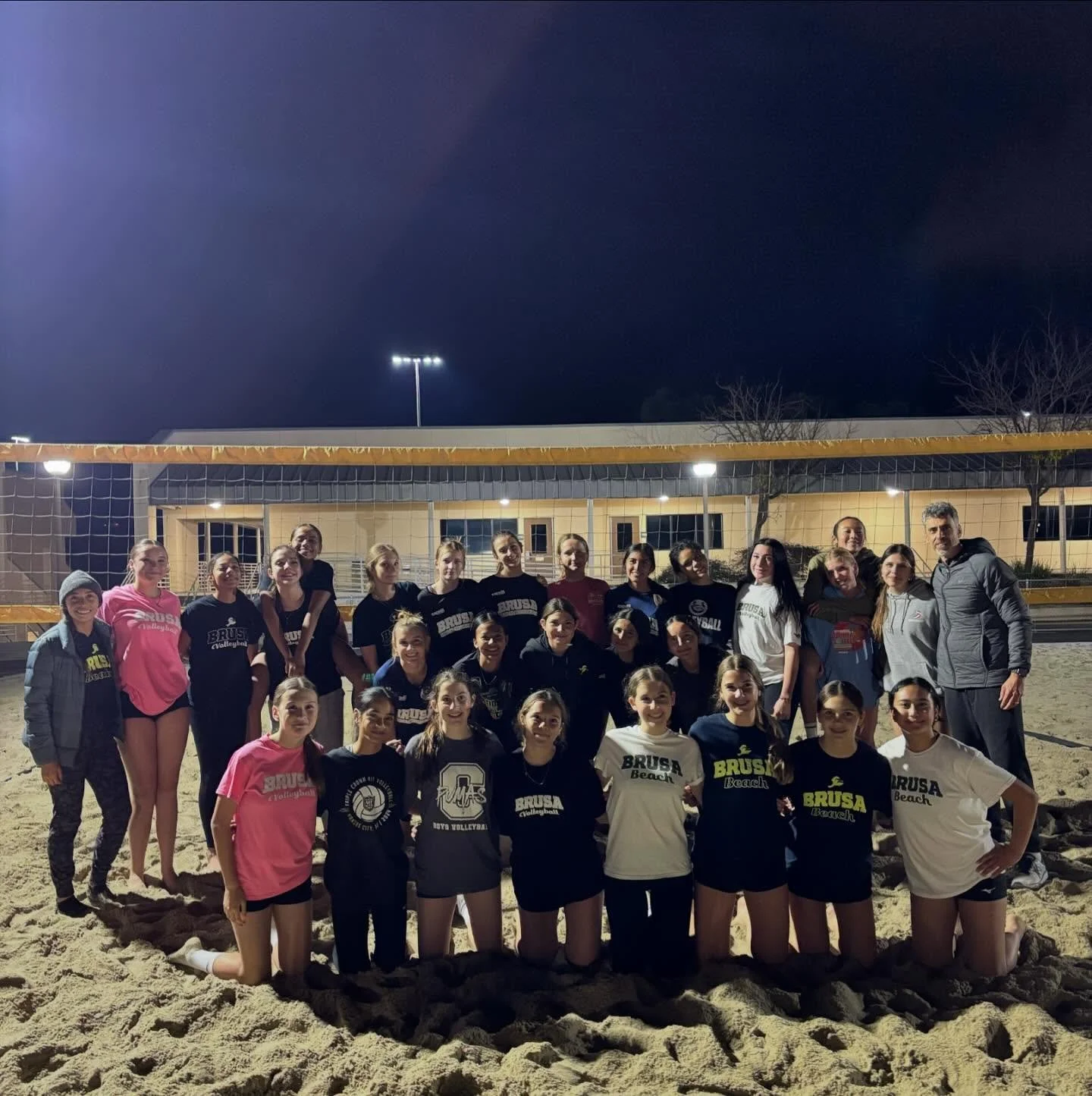 💫 BRUSA Beach under the lights 💫