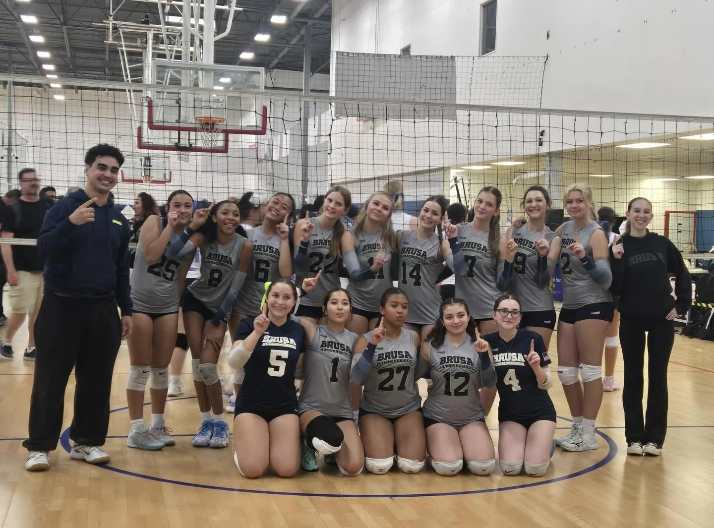 💫 15 Costa 💫

Goes 3-0 day 1 of the SCSN Entry Event!
Great job by all girls and our coaches who stepped in to help with this team!