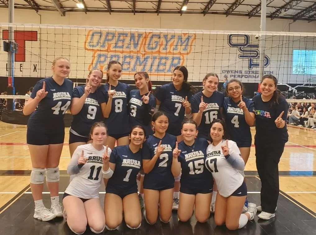 ✨ 16 Crystal ✨

3-0 kind of day for this team! Keep putting in the hard work 💪