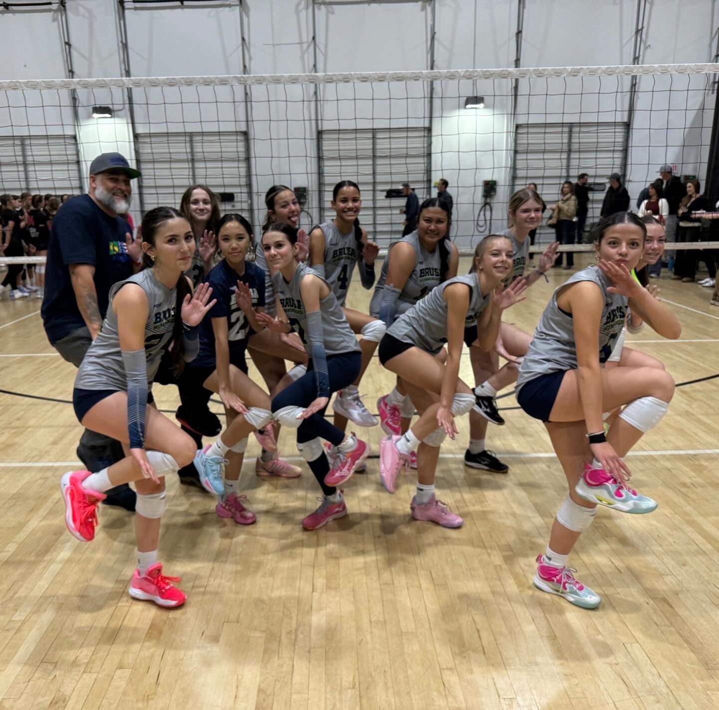 ✨ 14 Carlos ✨

3-0 day kind of feeling 🔥🔥🔥
Great job girls and coaches!