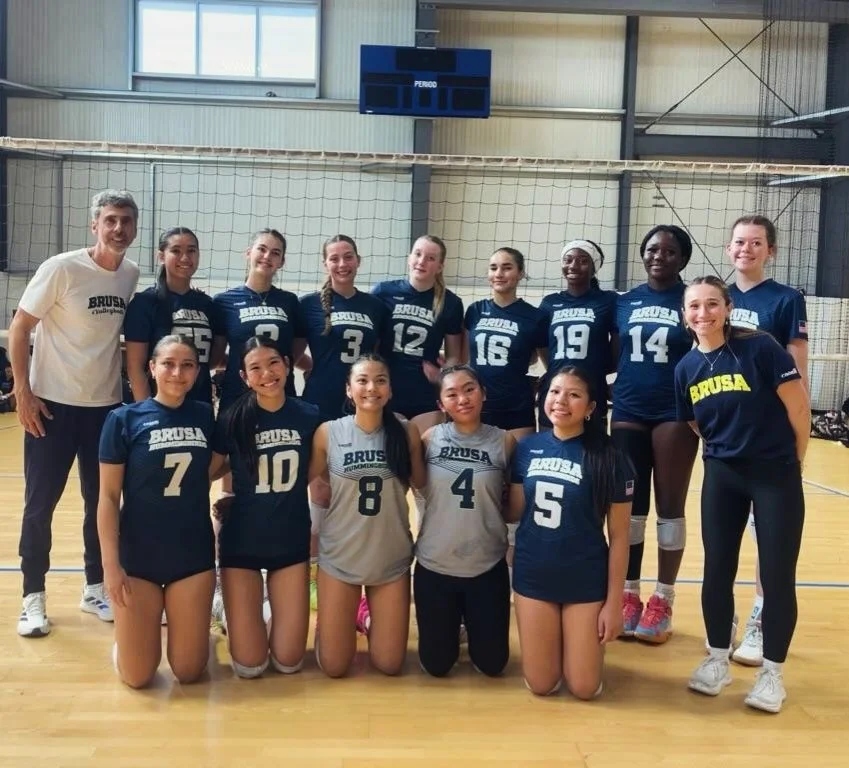 ✨ 16 Fiapo ✨

This team earned their way back into Division 1 today by going 3-1 today 💪
Amazing work girls! 
Next stop&hellip; Vegas 👏