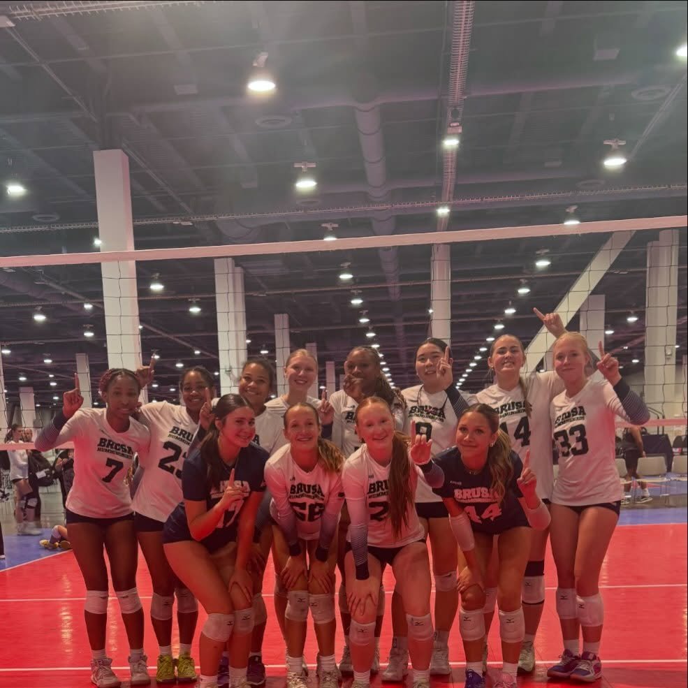 What a Day for 16 William as they went 3-0 Day 1 in Vegas 💪

Do it again today girls 👏👏