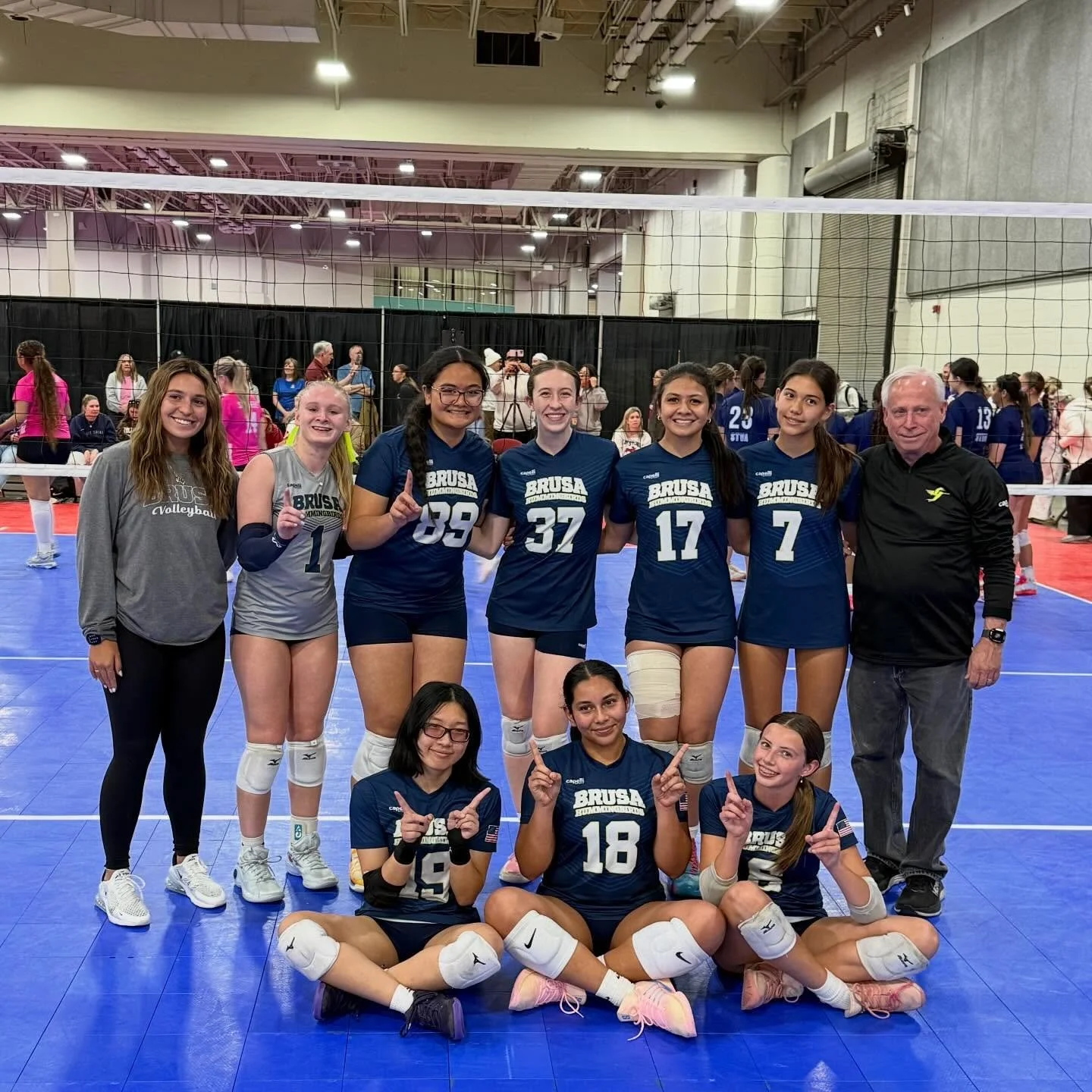 Great start to the weekend for 17 Jim as they go 3-0 day 1 of the Salt Lake Showdown Qualifier 💪

Keep it going girls👏