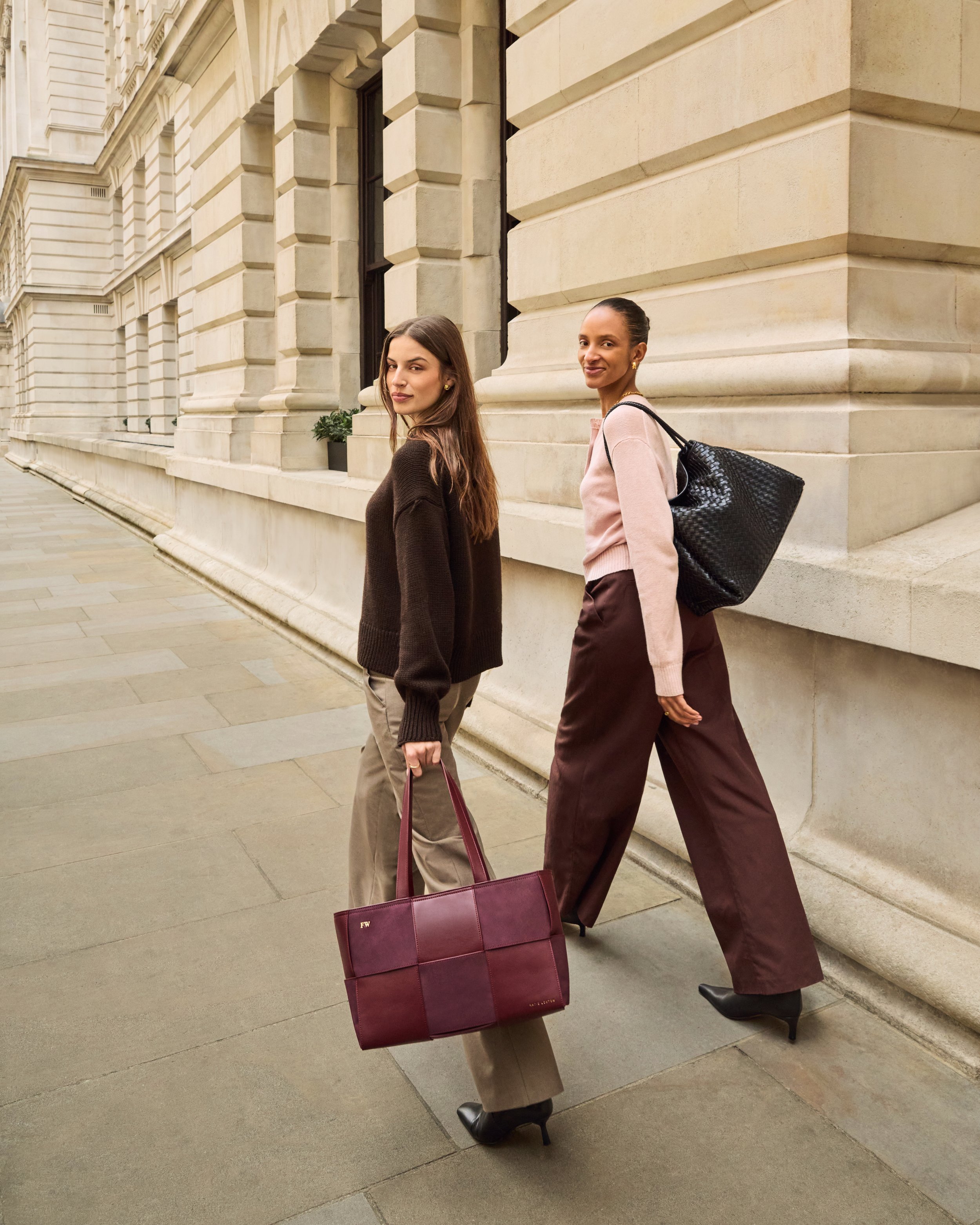 KL-AW25-STREET STYLE-TAYA-NOVA-KLB4229-KLB4214-29375-PN.jpg