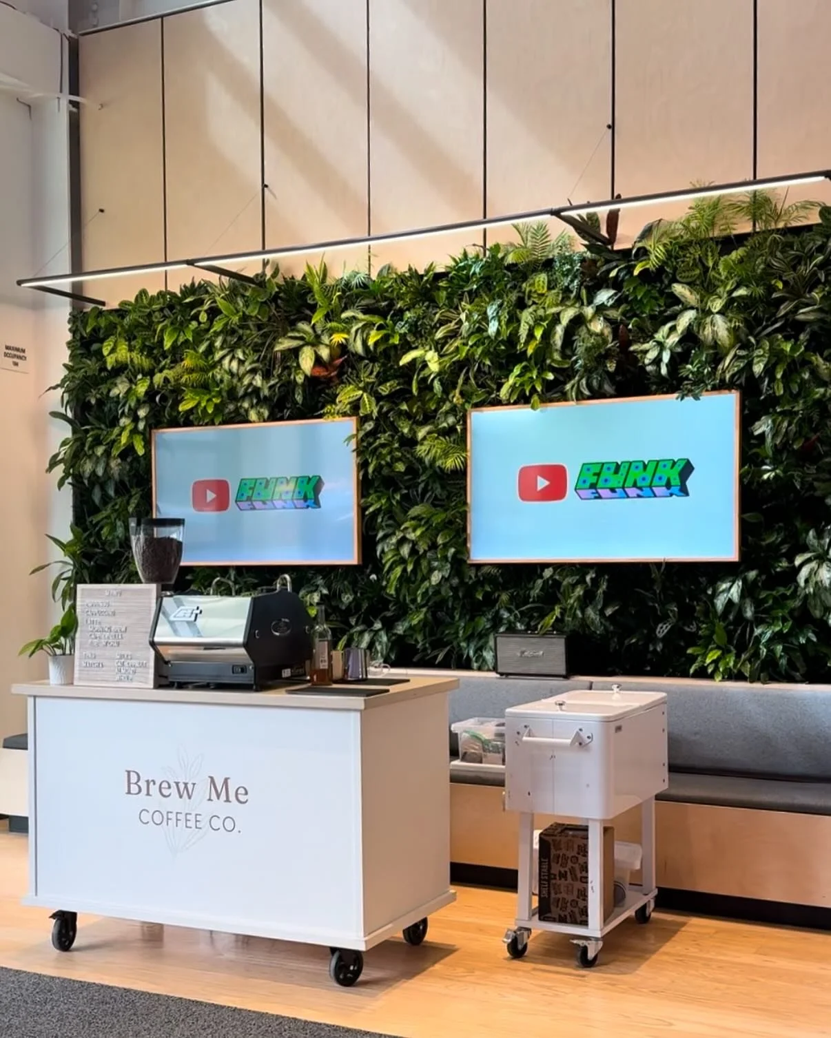 Celebrating Women&rsquo;s History Month @youtube 
Thank you for having us as a women-owned business! We&rsquo;re proud to contribute to the movement and grateful for the support. ❤️

#womenownedbusiness #WomensHistoryMonth #EmpoweredWomen #WomenInBus