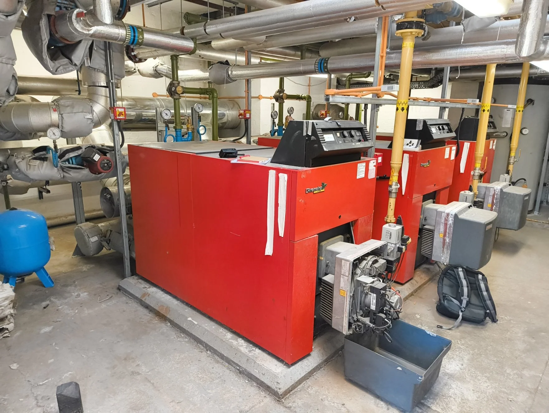 What Estates Teams Should Check Before Replacing Gas Boilers with Heat Pumps
