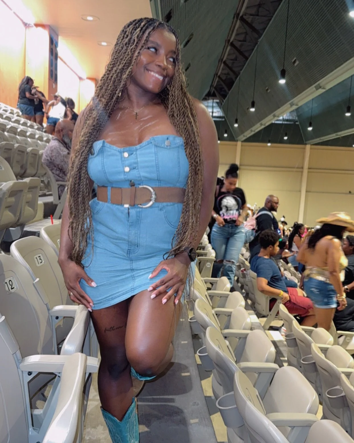 rodeo girl…๐ค
#rodeogirls #countrygirl #gymrat #blackwomendoworkout #explorepageโจ