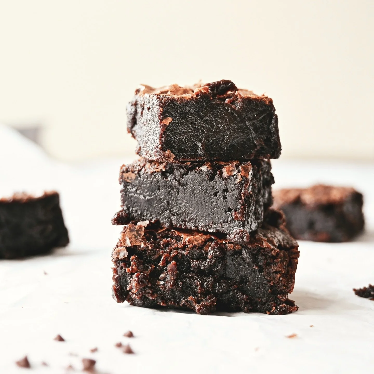 February is here! And this V-Day we&rsquo;re highlighting two classic, crowd-favorite treats:

Double Chocolate Sea Salt Brownies &ndash; fudgy, decadent, and perfect for sharing (or not!)

Chocolate Whoopie Pies &ndash; soft, rich chocolate cakes fi