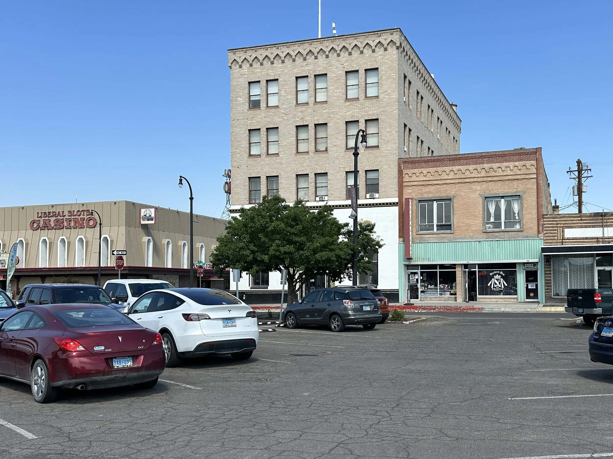 Free close and convenient public parking is available in the downtown Elko corridor. is available 