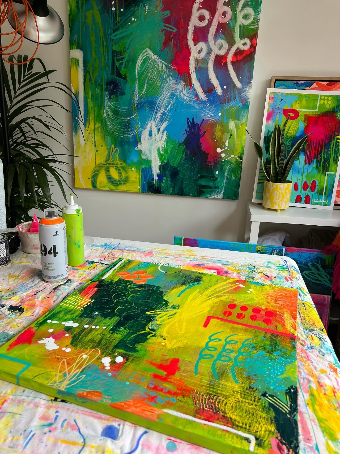 Studio play lately &rarr; diving into new colour palettes and reconnecting with that slow, intuitive rhythm of layering and mark-making. Letting go of the outcome a bit, and just following what feels good.⁠
⁠
Which one speaks to you most? ✨