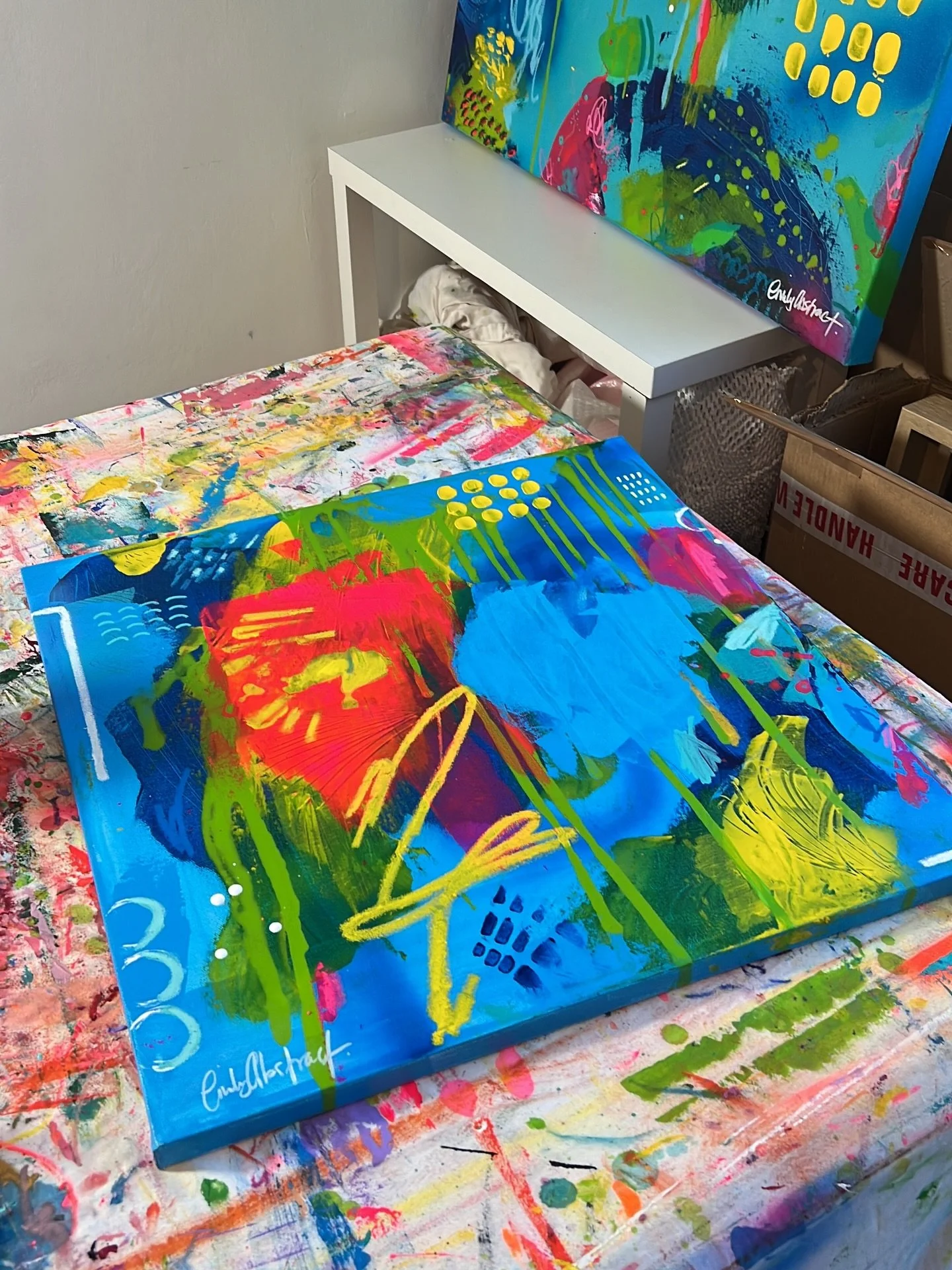 Back in action in the studio over the last couple of weeks, deep in prep mode for @theotherartfair 5&ndash;9 March 🎨✨

This year&rsquo;s collection is a joyful mish-mash of styles as I&rsquo;ve been exploring, playing, following curiosity&hellip; an