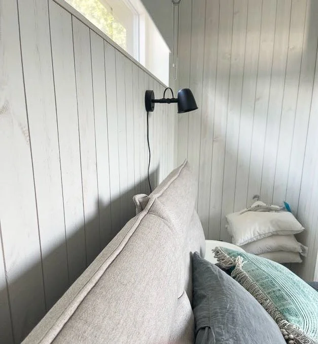 Extra Pillows and Linens