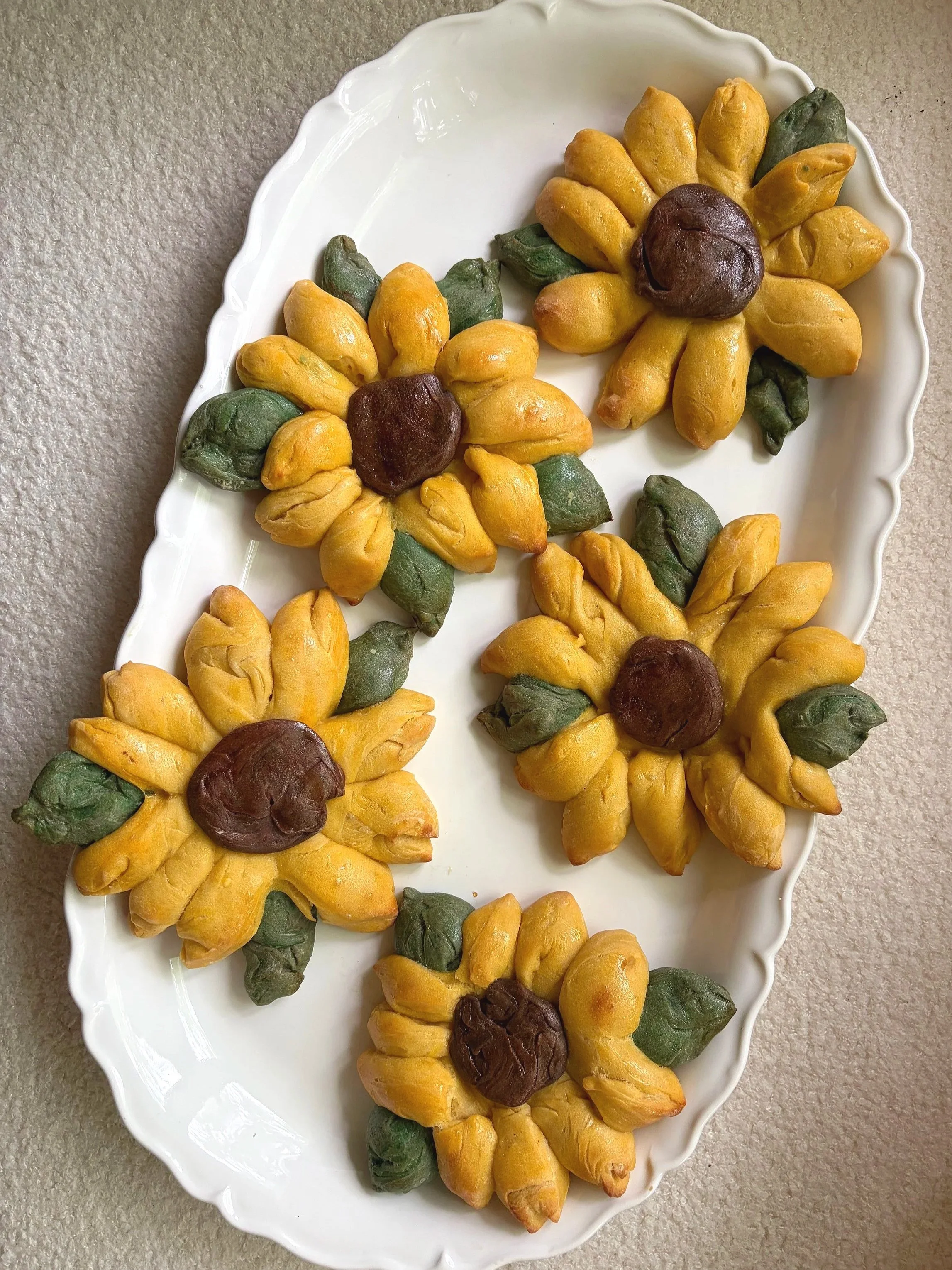 Vegan Sweet Bread Sunflowers