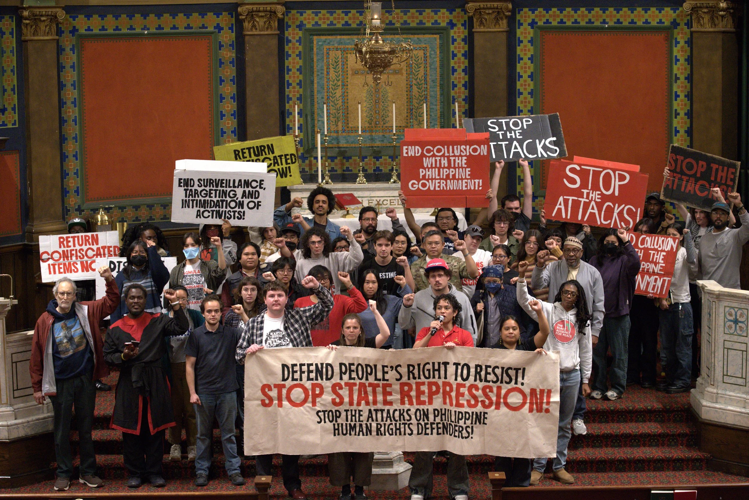 Press Conference Group Photo.jpg