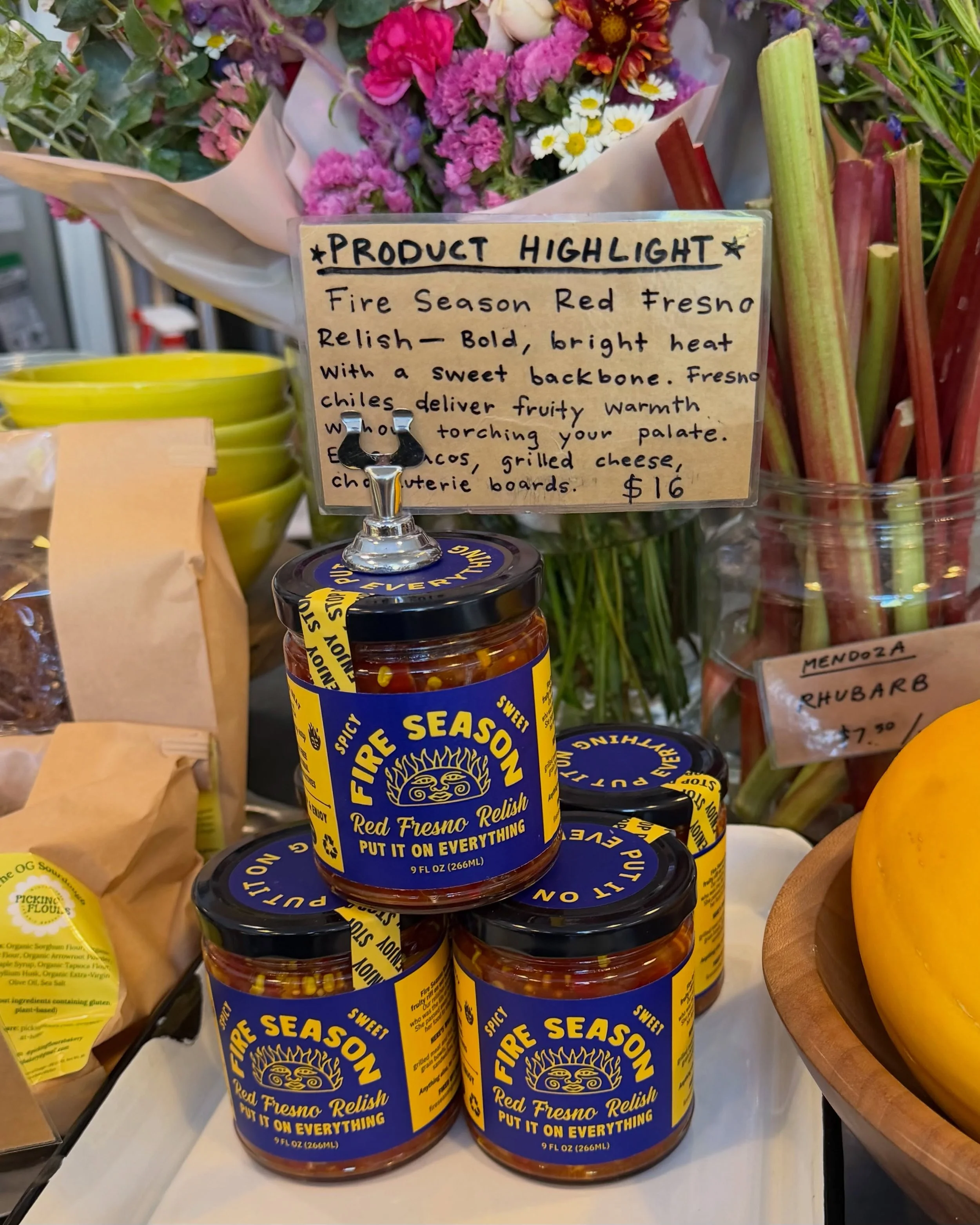 Wow! Our @cookbookmarket weekend kicked off with a beautiful afternoon at the Echo Park shop. Cookbook staff is so lovely and we appreciate all the personal care they take introducing new products to their community. The little handwritten card! 🥰 C