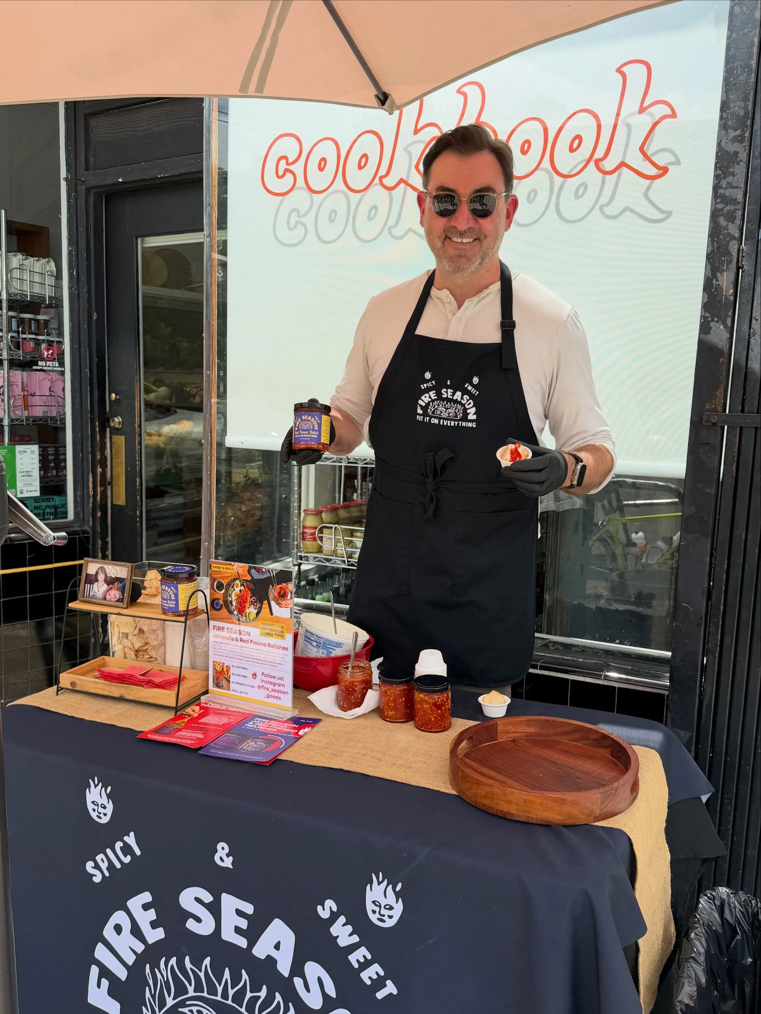 This guy just finished 23 @fire_season_goods demos in 30 days across 10+ cities 😅❤️&zwj;🔥 ✅ 

Just a few 📸 from the road!

#smallbusiness #smallbusinessowner #cpg #foundermindset #shopsmall