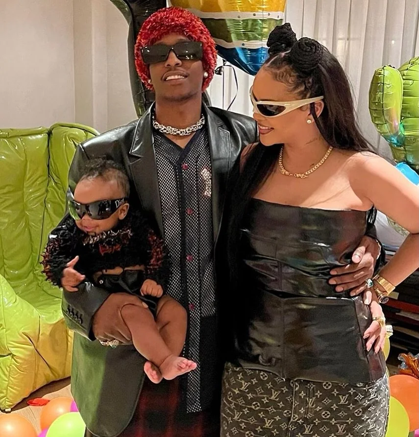 New #aparentlykidding date is announcing tomorrow! Fun for the entire family! Who’s coming?! 👀