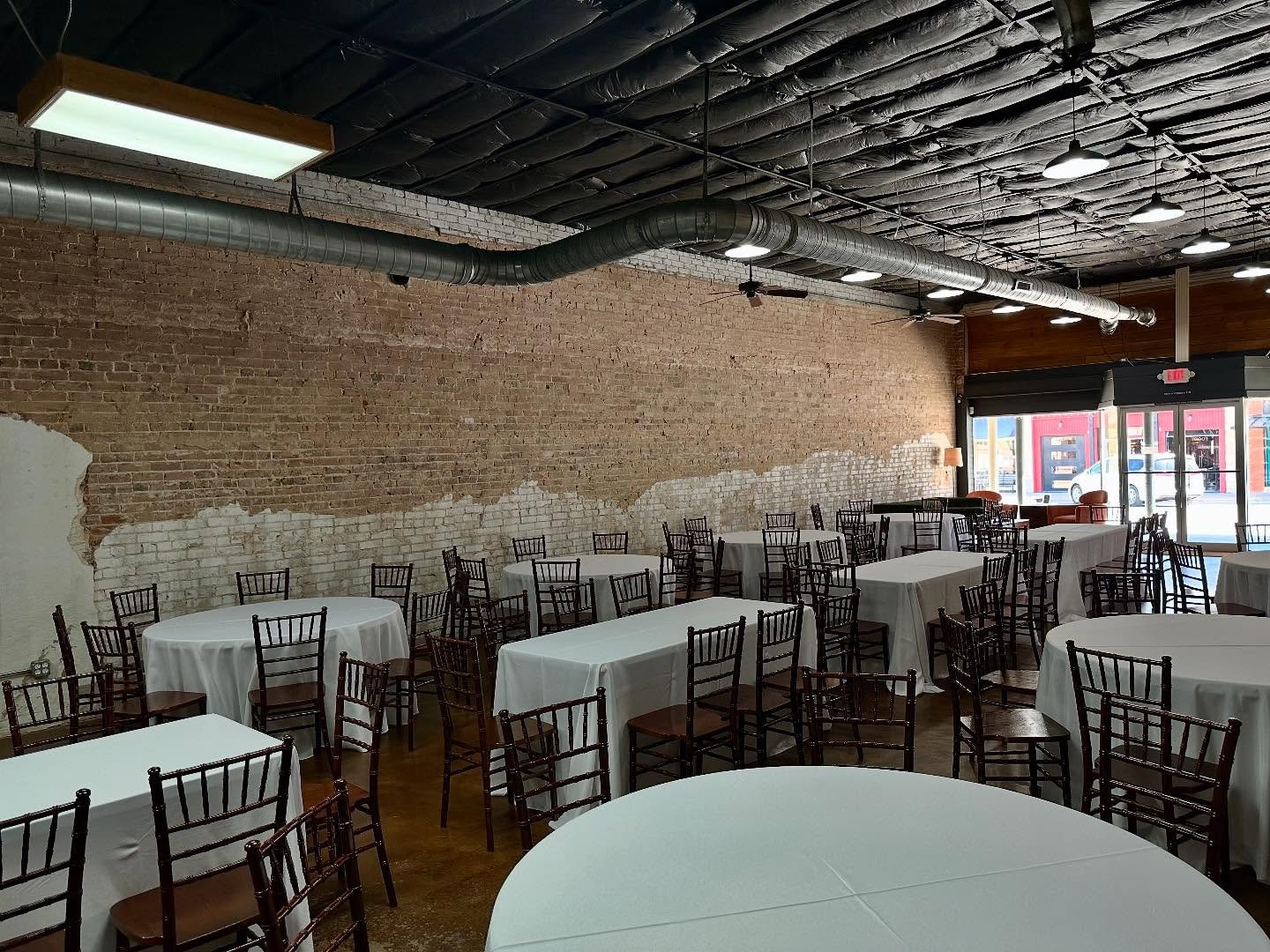A full house for tonight’s birthday party 🥳