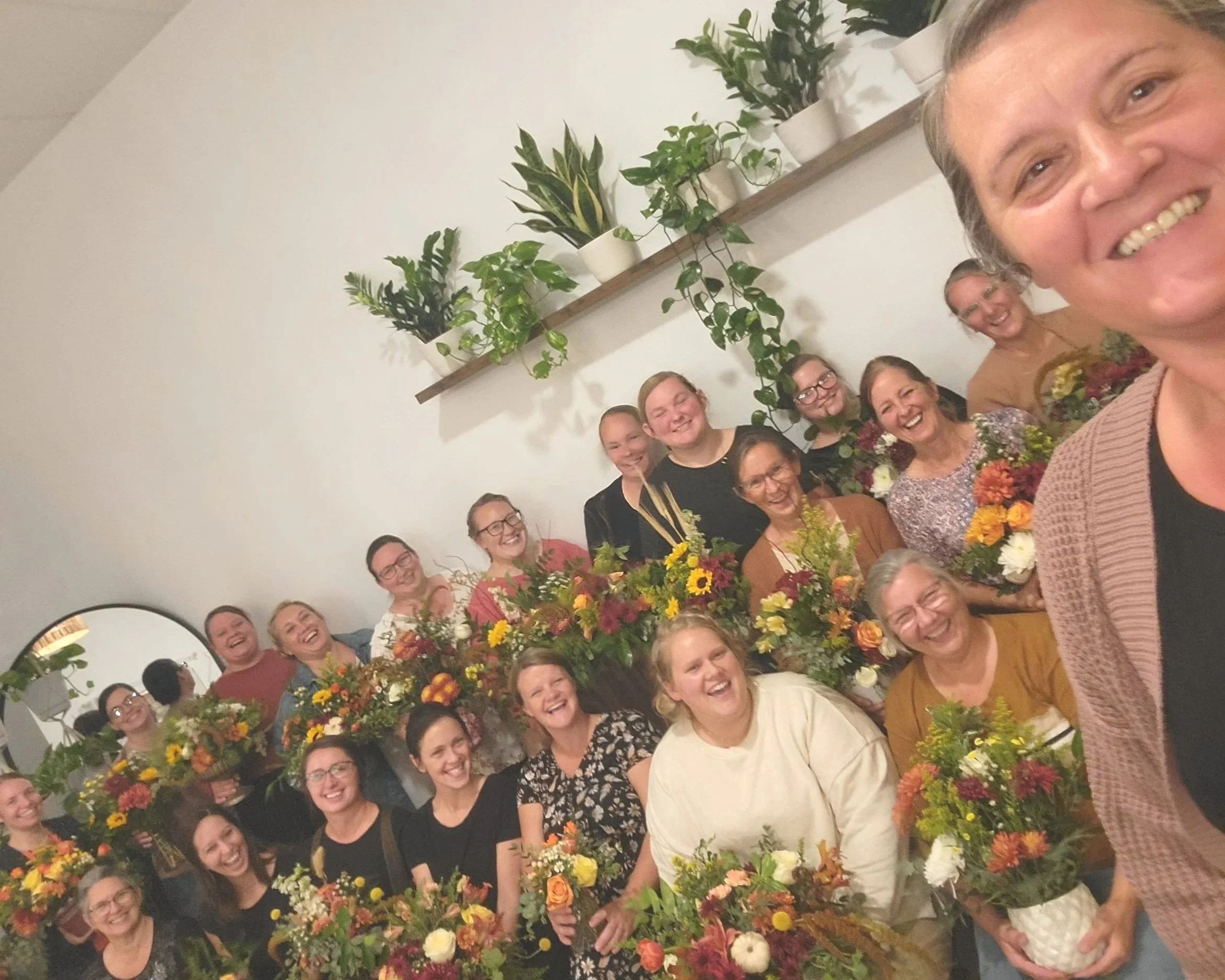 Flower arranging workshop at Oasis Collective | Cozy Space to host your private event in Sarasota, FL