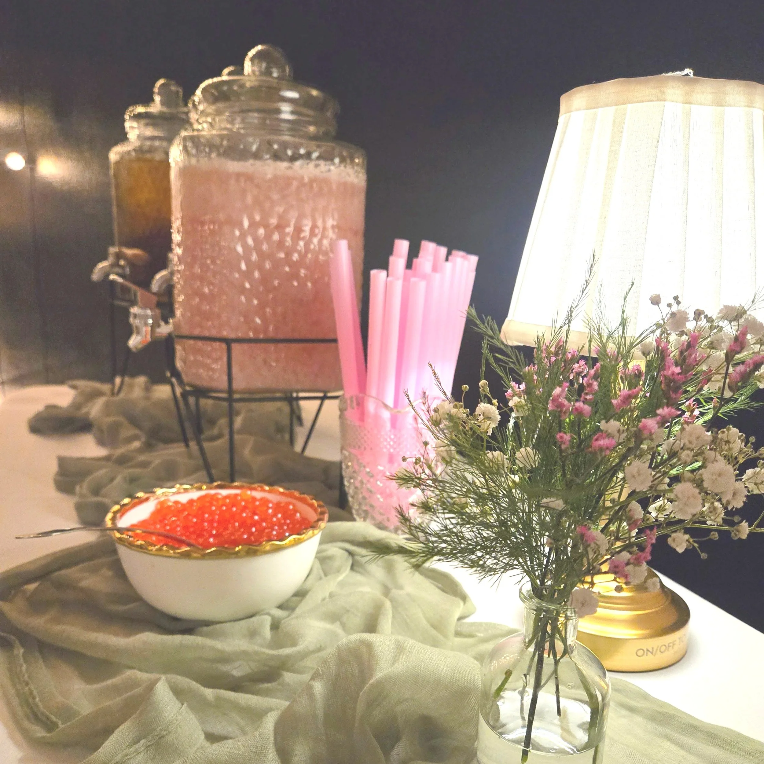 Oasis Events Collective is a cozy, affordable event venue in Sarasota Florida.  Perfect space for baby showers, bridal showers, corporate meetings, micro weddings and Graduation parties.  Serving Bradenton, Sarasota Springs, Ellenton, and Lakewood Ra