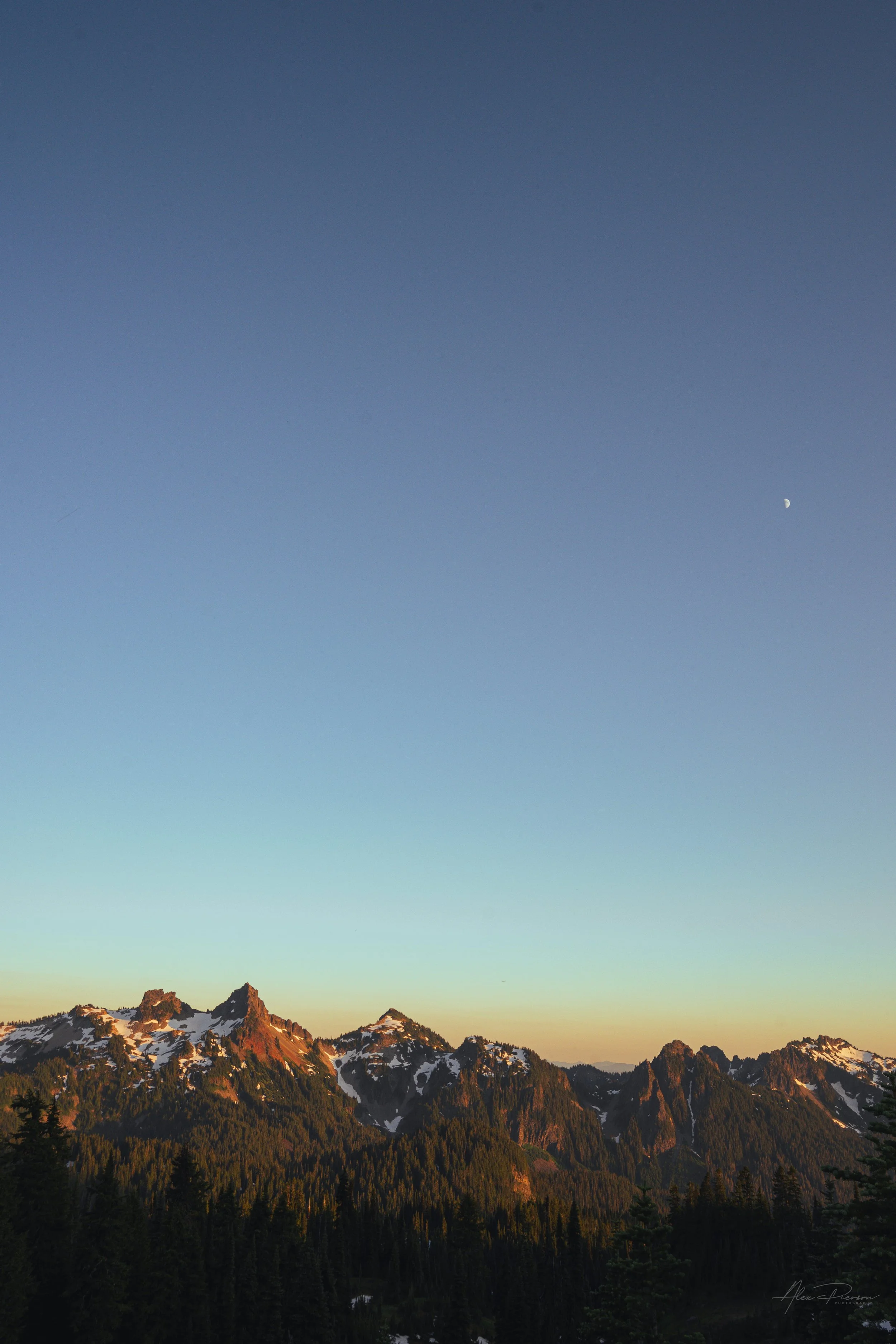 tatoosh-range-sunset-moonrise-mt-rainier-national-park.jpg
