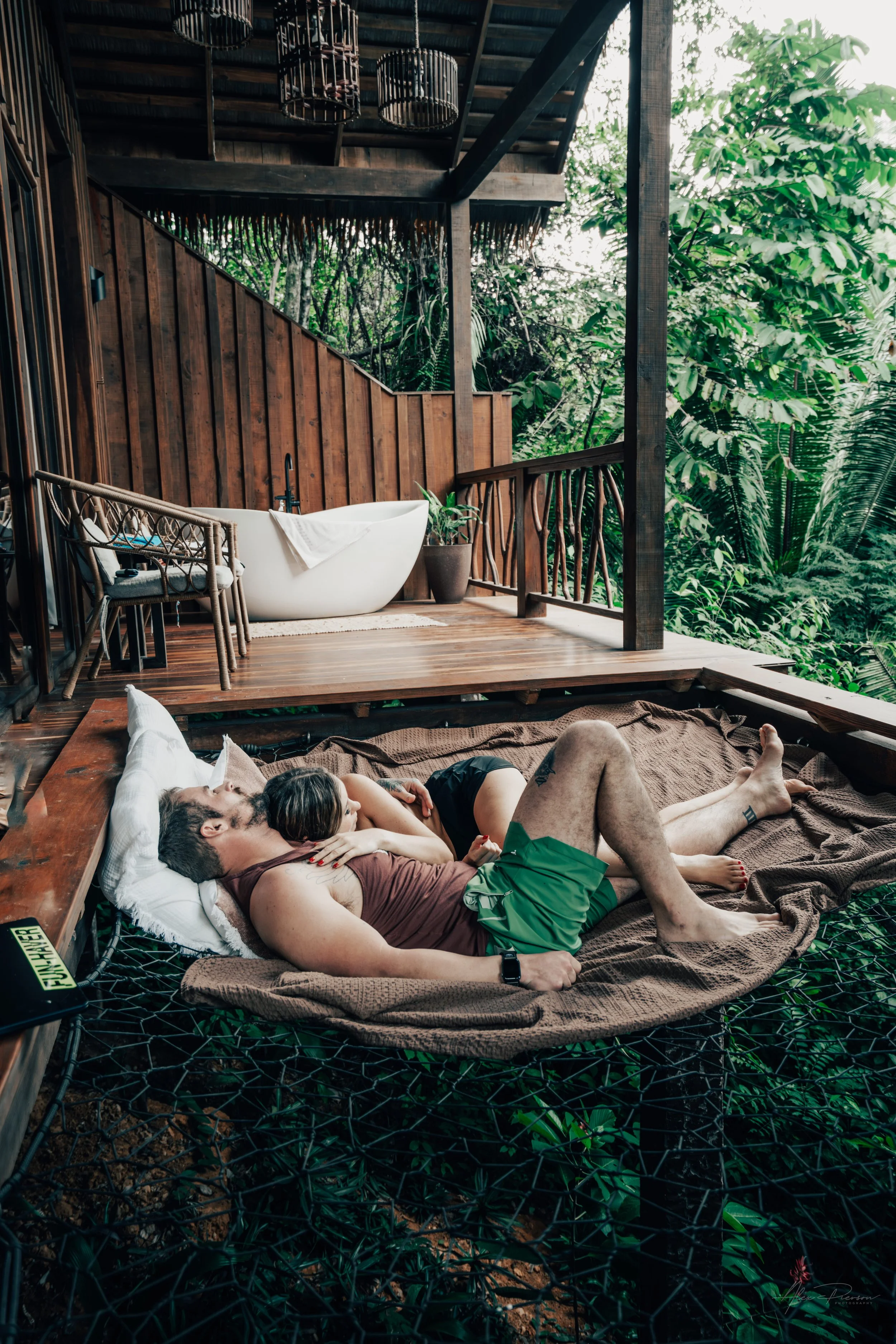 sweet-songs-jungle-lodge-luxury-hammock.jpg