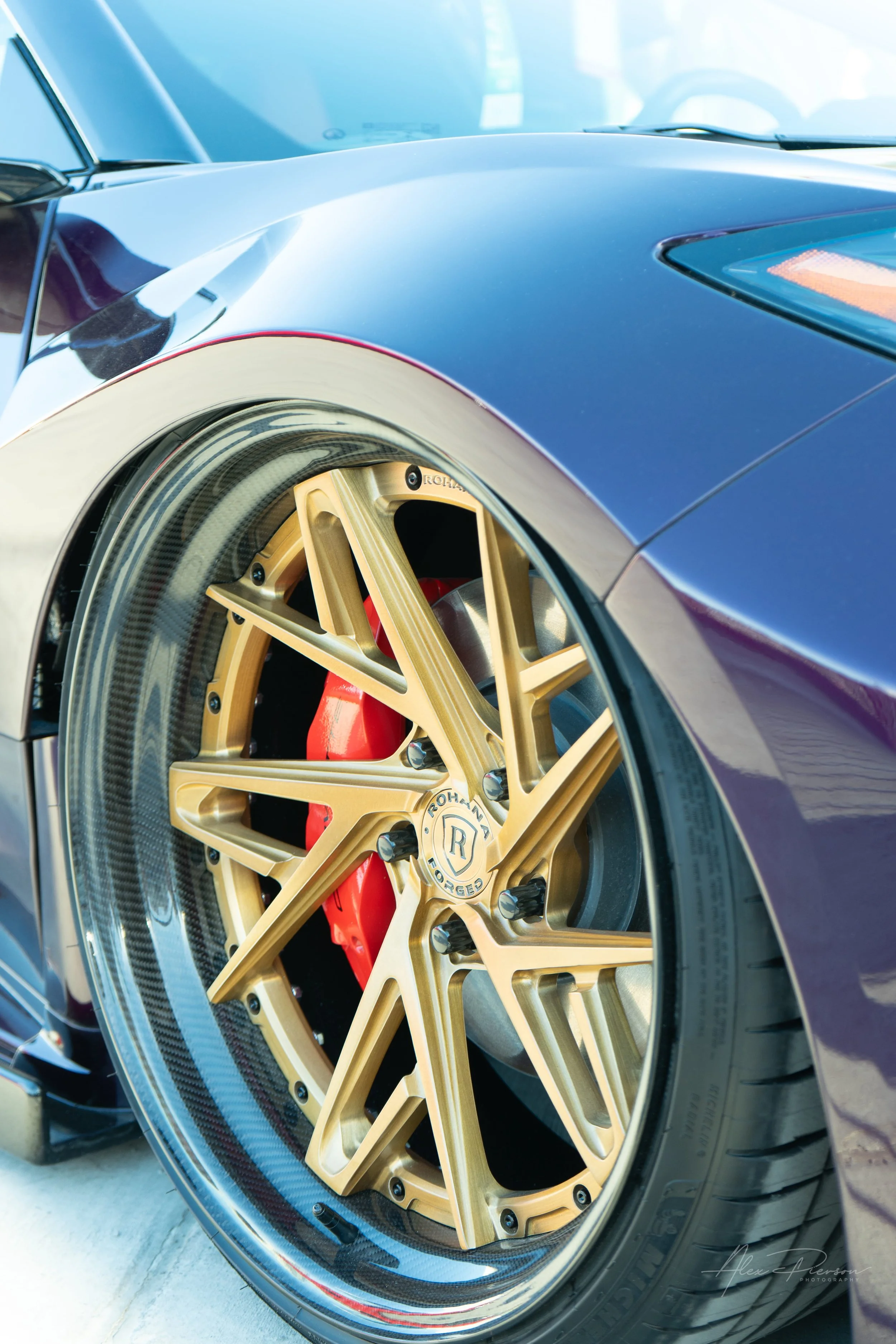 rohana-forged-gold-wheels-c8-corvette-sema-las-vegas.jpg