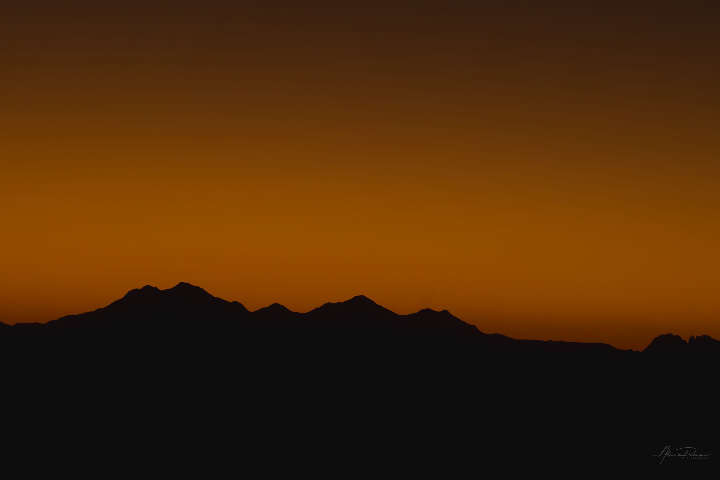 nevada-desert-mountain-skyline-orange-sunset.jpg