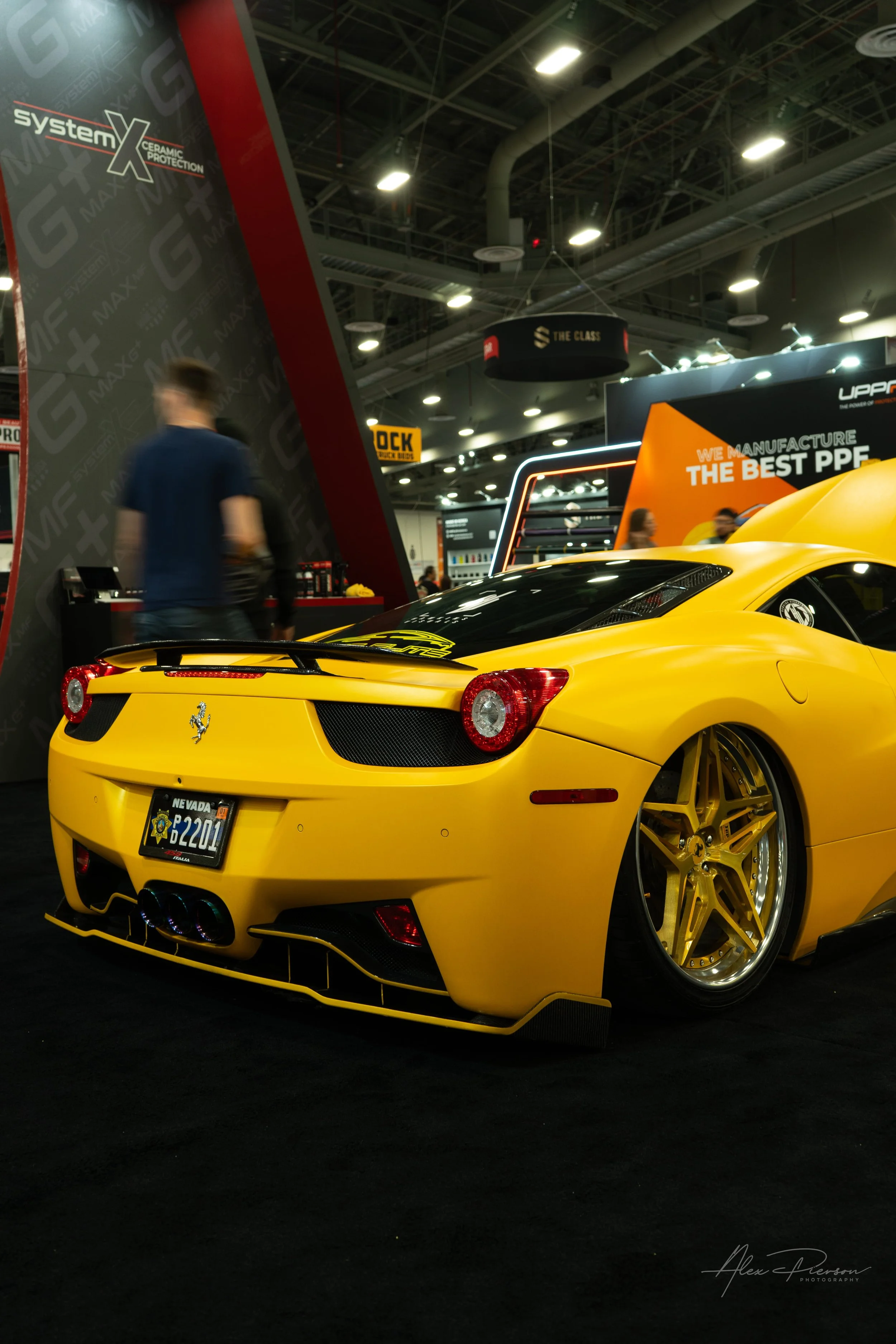 slammed-yellow-ferrari-458-italia-rear-diffuser-sema-las-vegas.jpg