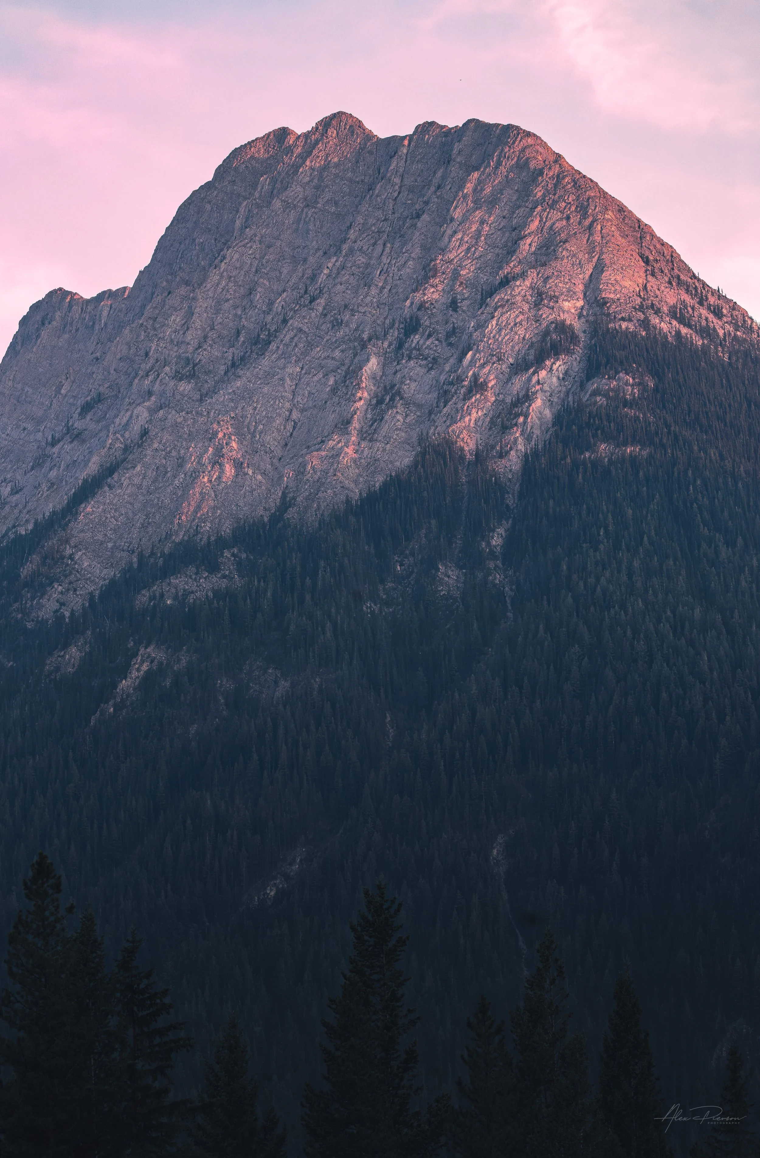 alberta-rocky-mountains-pink-sunset-peak.jpg