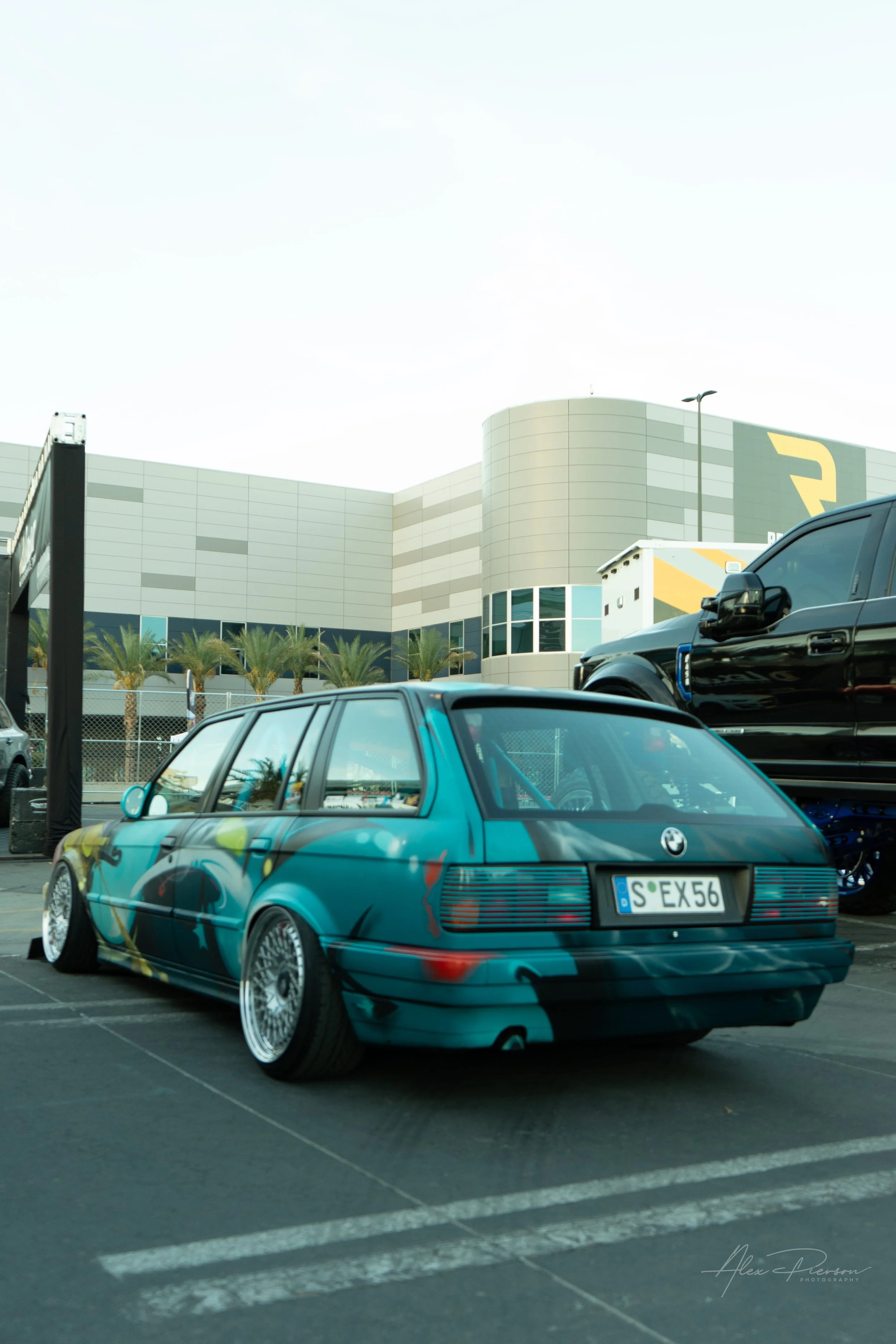 custom-paint-bmw-e30-touring-wagon-rear-sema-las-vegas.jpg