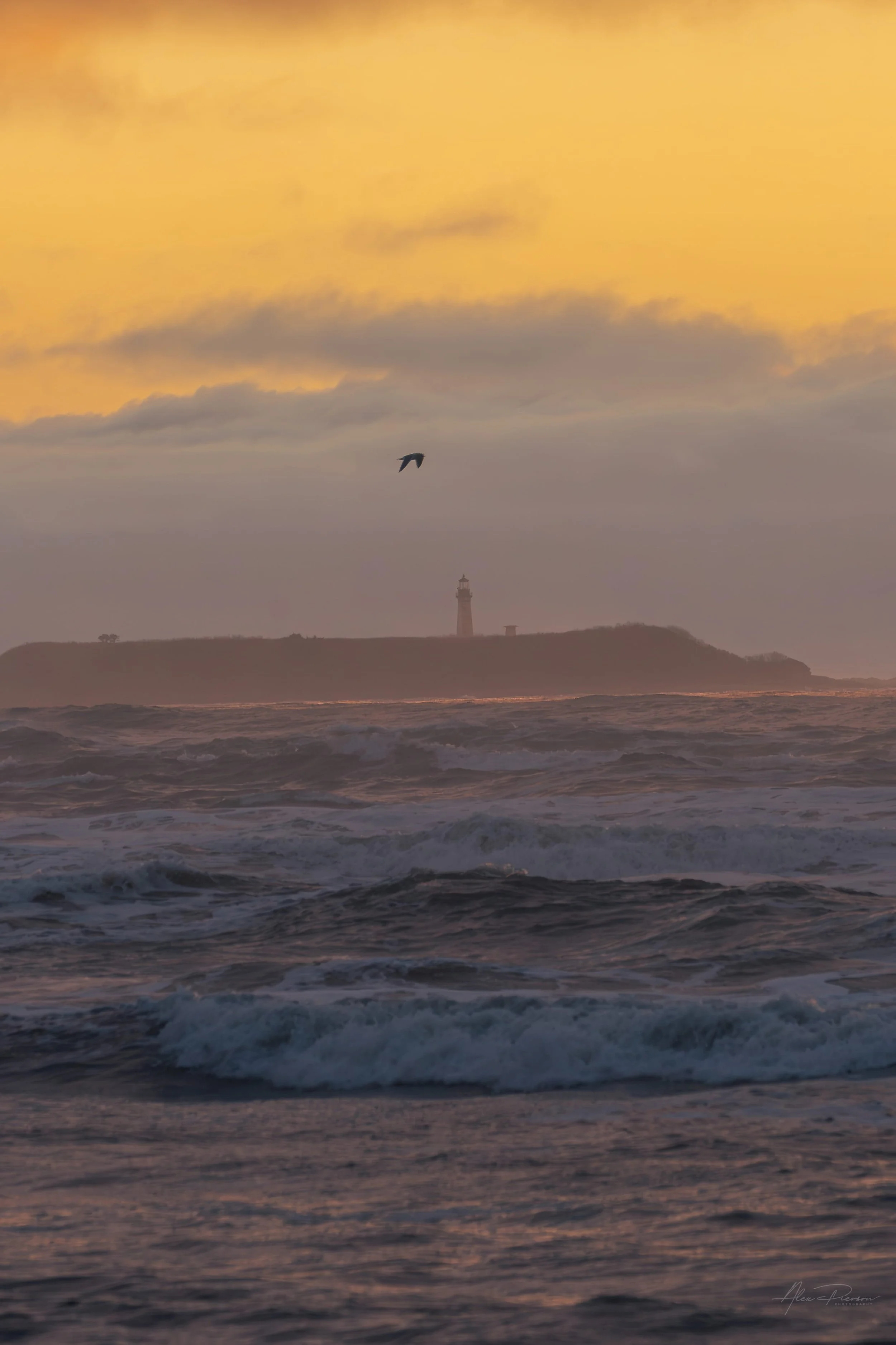 destruction-island-lighthouse-ruby-beach-washington-coast.jpg