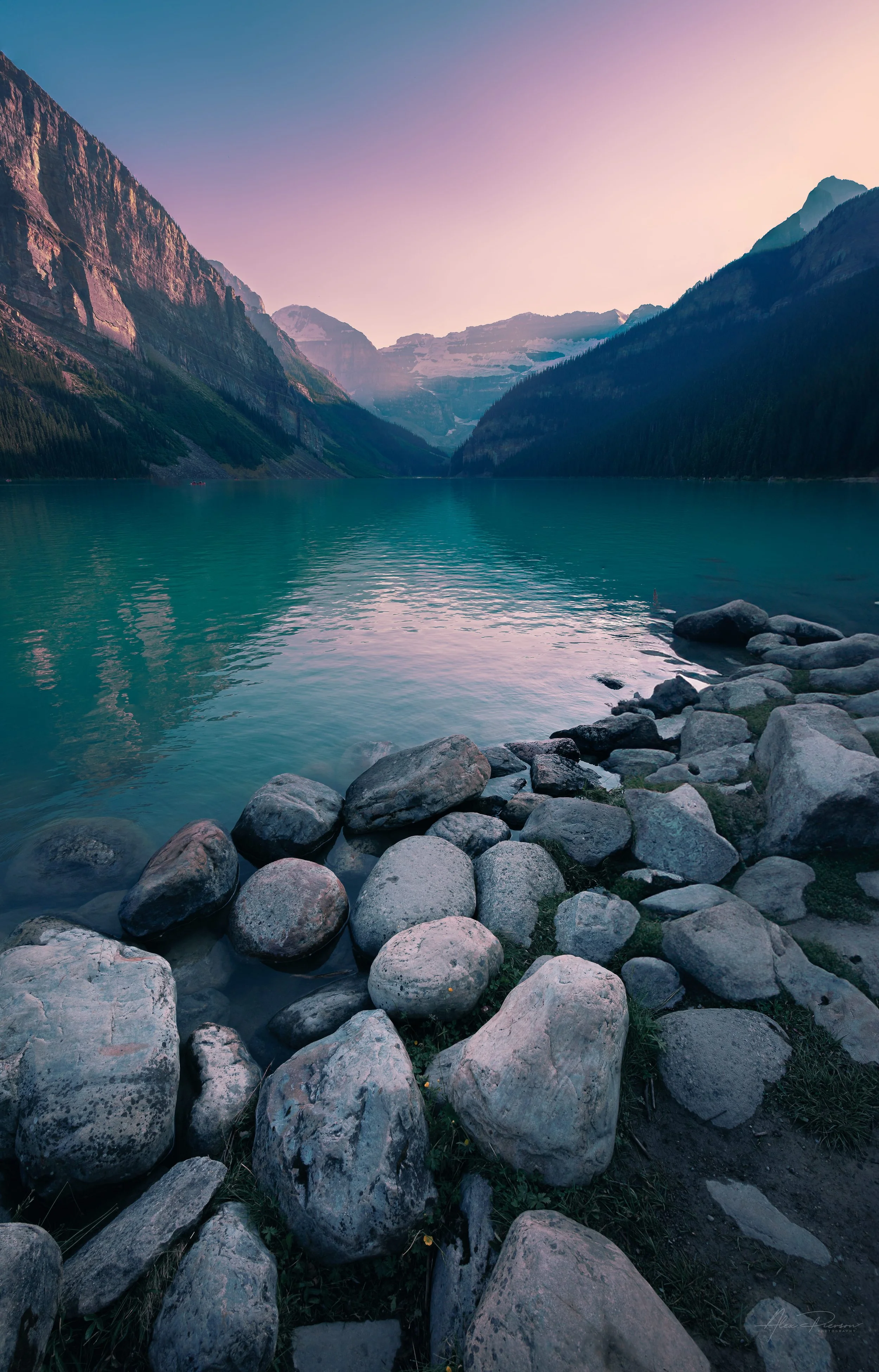 morning-glow-lake-louise-alberta-canada-landscape.jpg