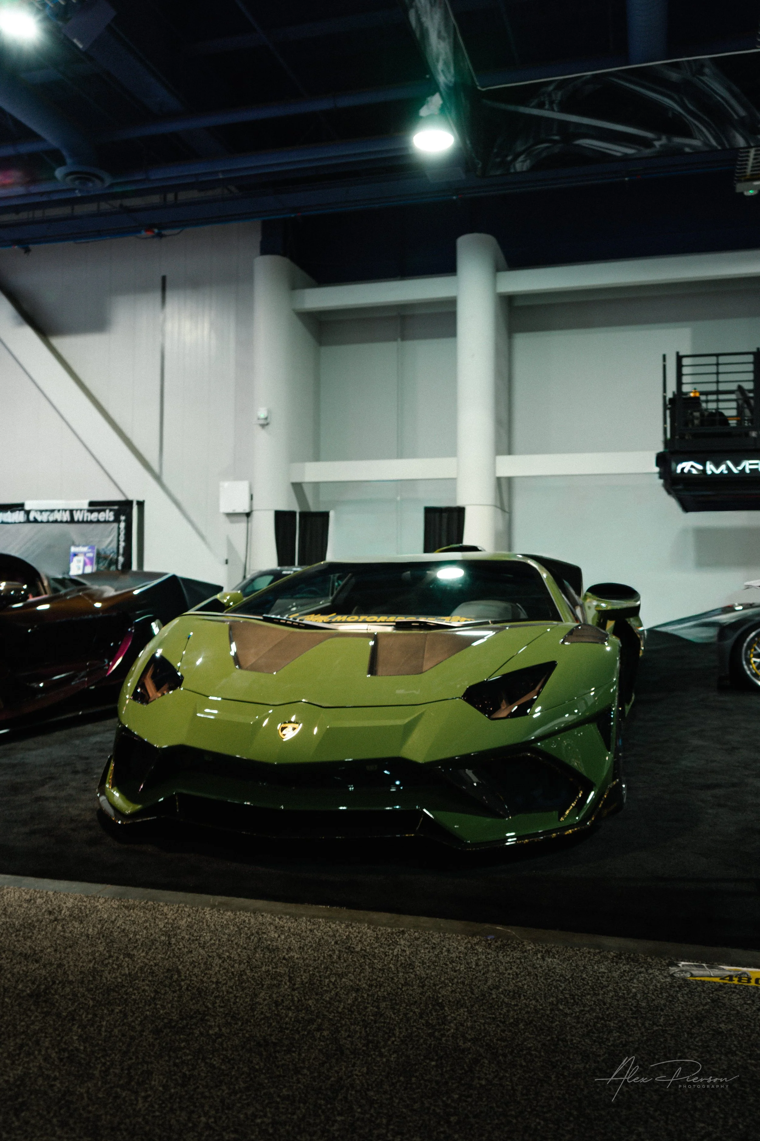 green-lamborghini-aventador-front-sema-show-las-vegas.jpg