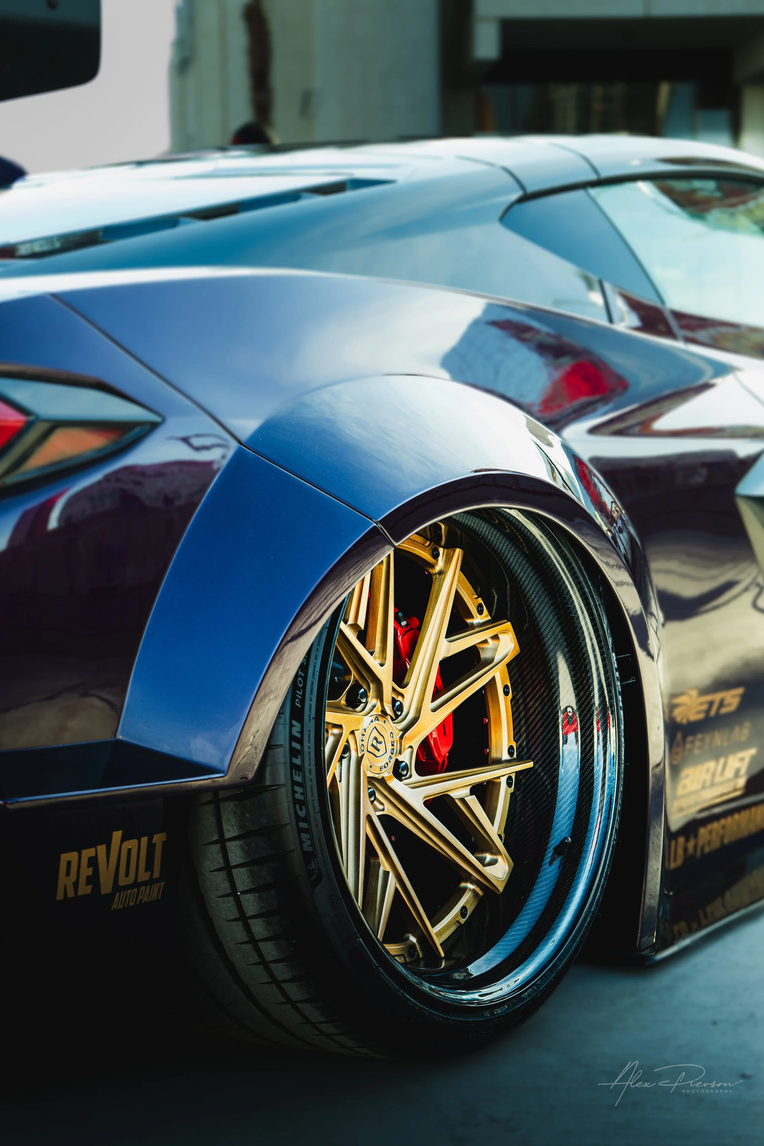 purple-c8-corvette-gold-rohana-wheels-semaa-alex-pierson-images.jpg