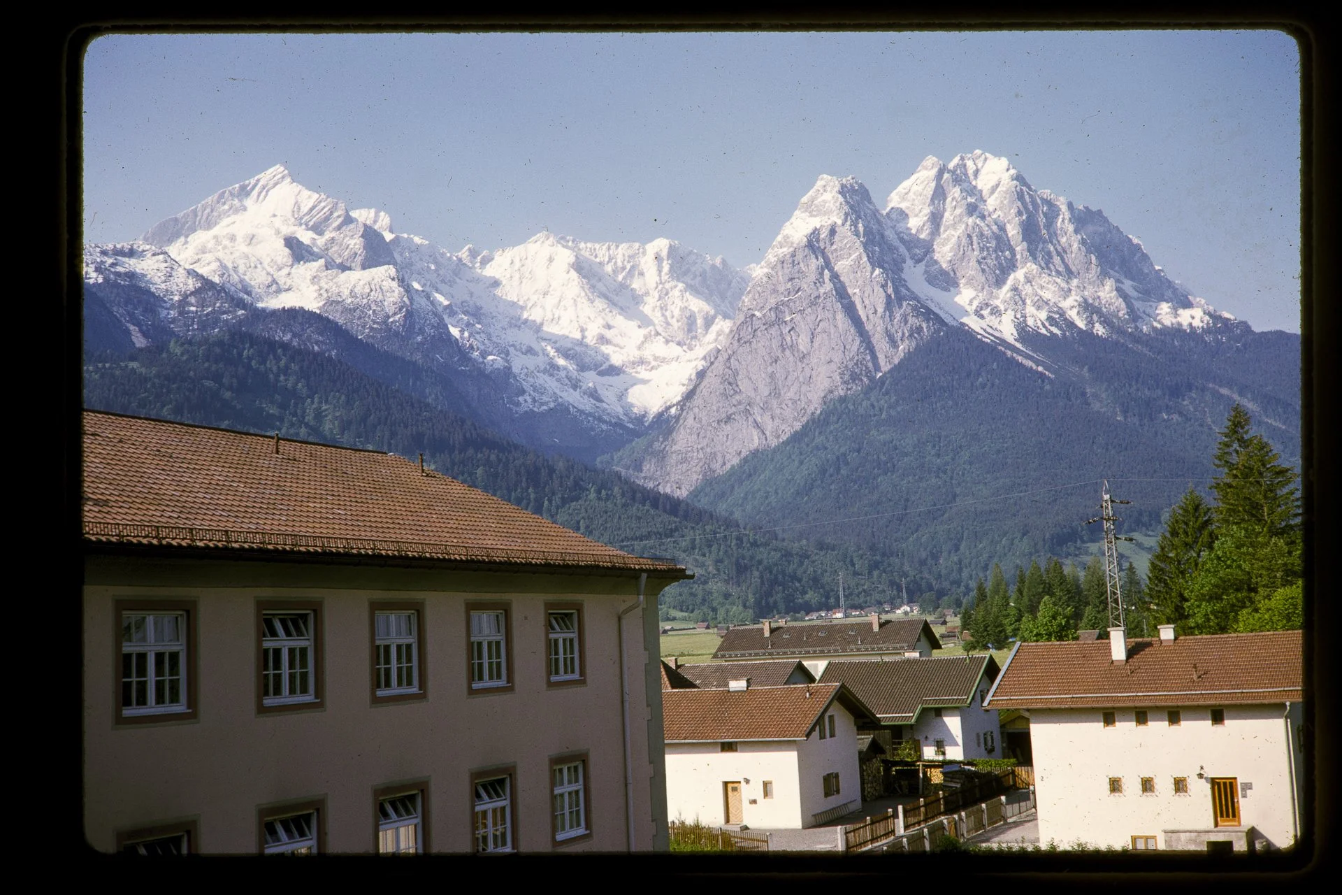 DA_Slide_9-0297.jpg