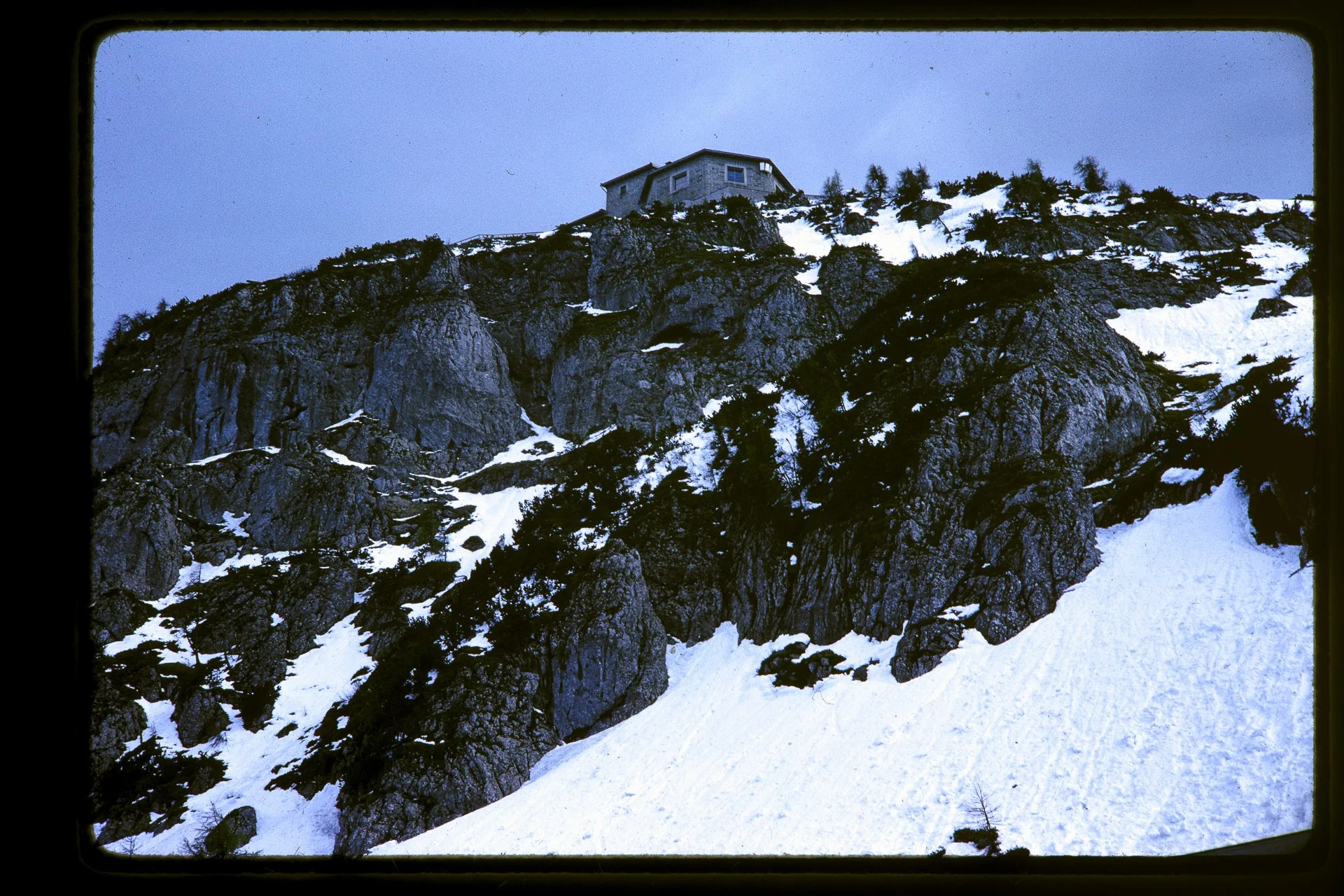 DA_Slide_11-0335.jpg