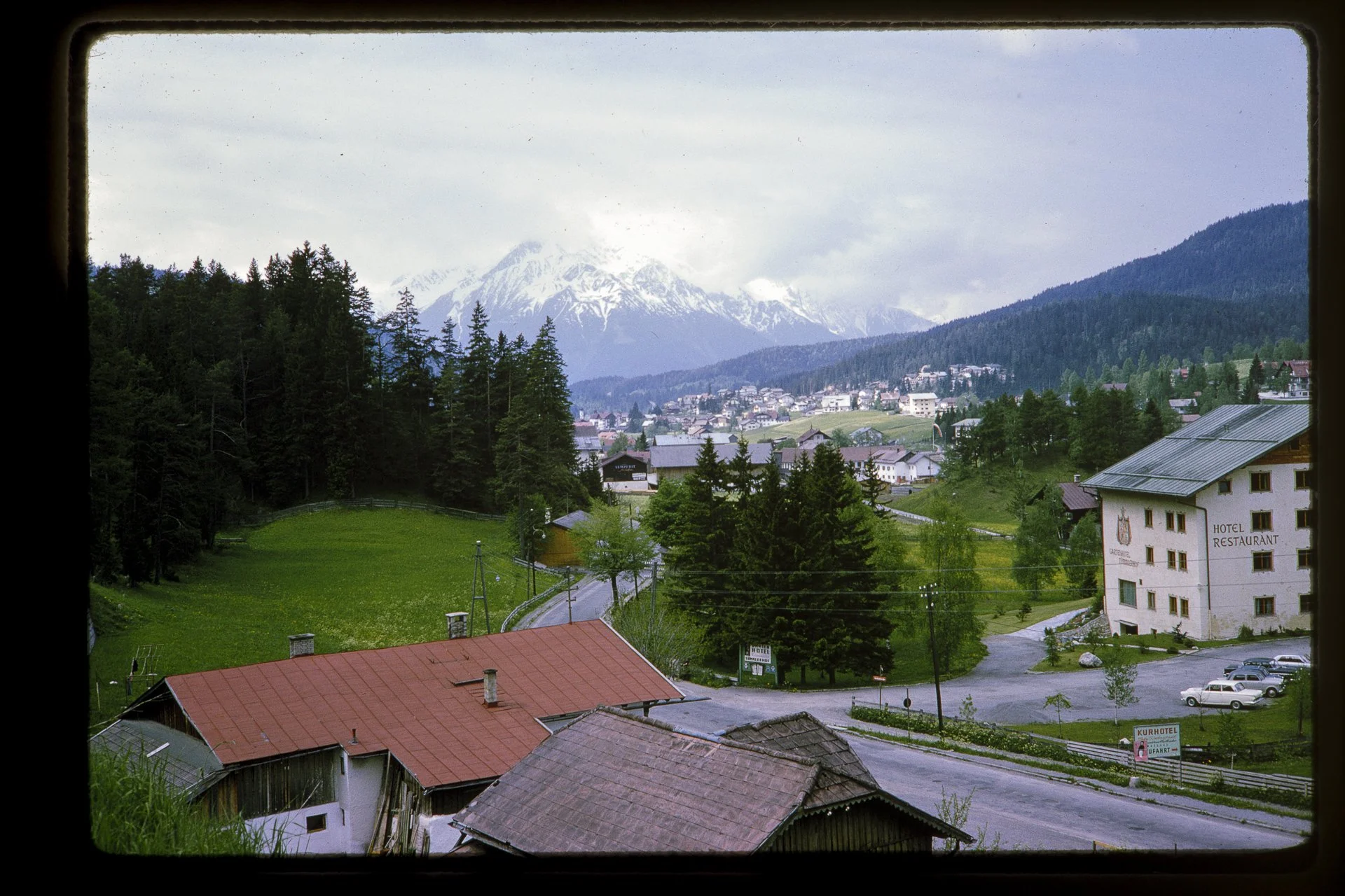 DA_Slide_10-0313.jpg