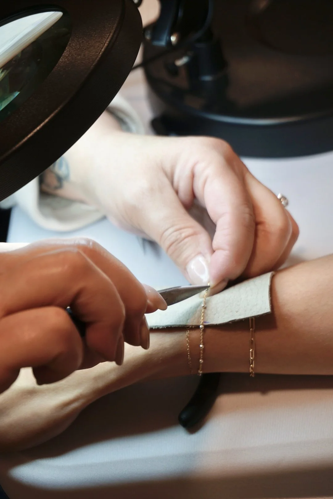 What is permanent jewelry?